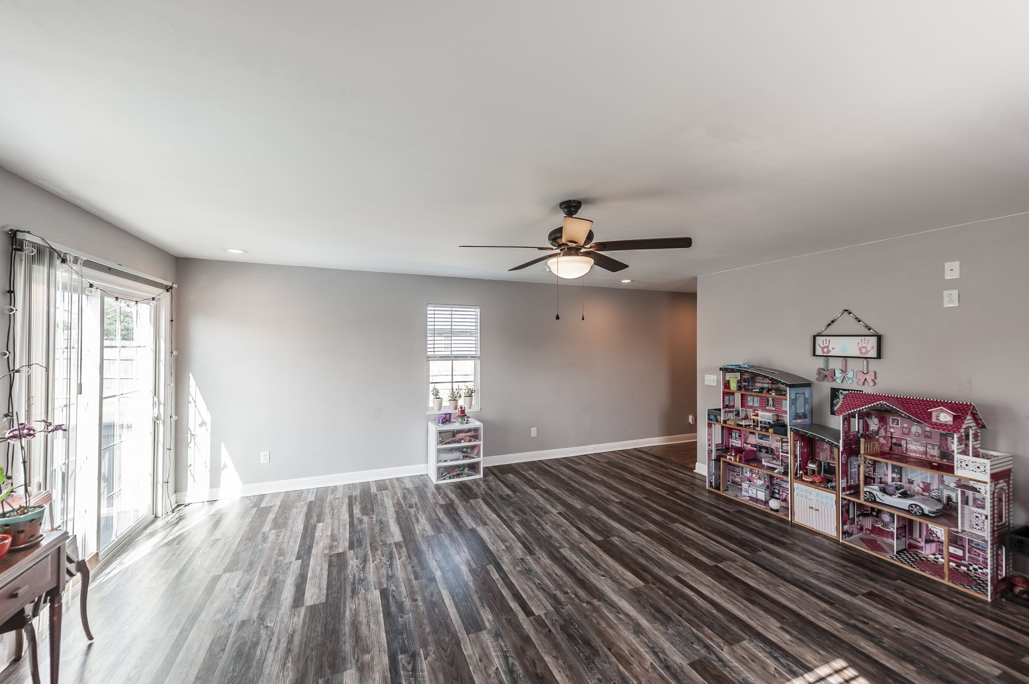 1008 Spire Way Dr, Castalian Springs, TN 37031
