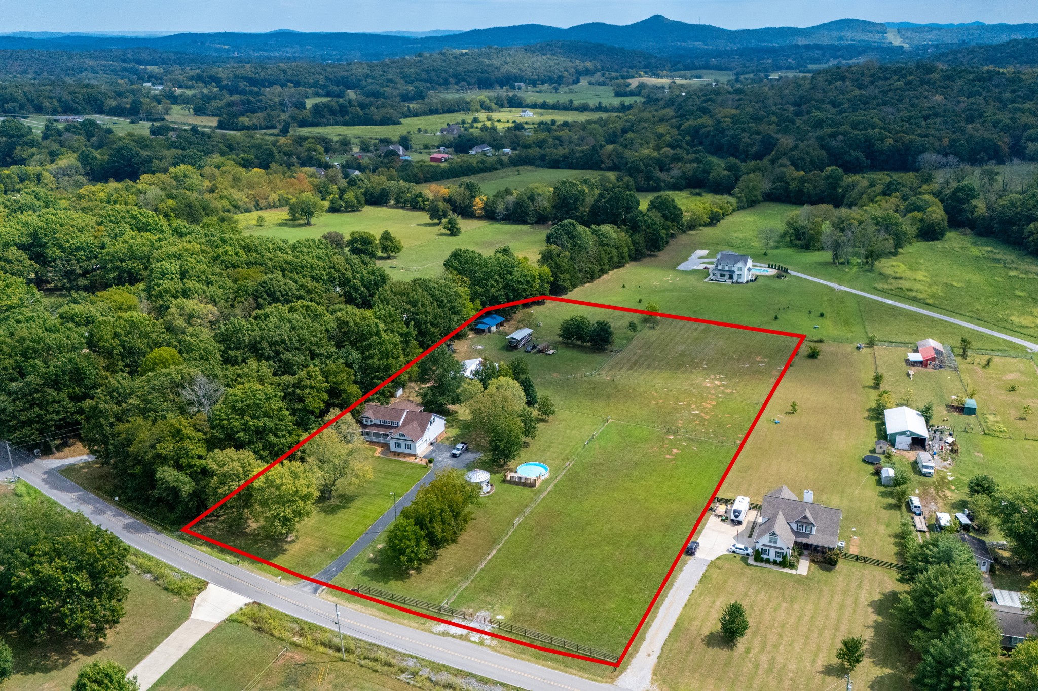 5205 Se Tater Peeler Rd, Lebanon, TN 37090