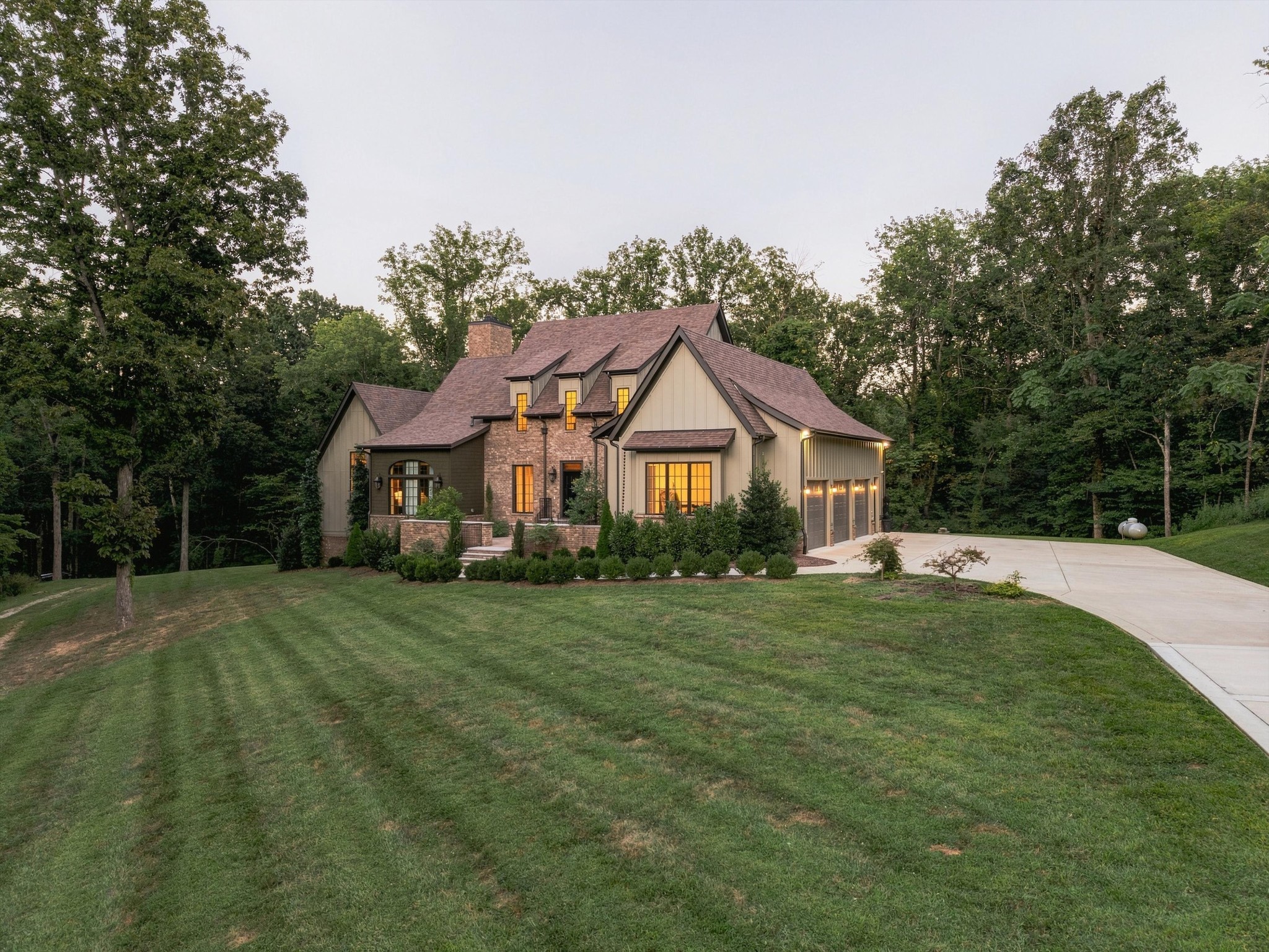 3536 Raleigh Beard Rd, Santa Fe, TN 38482