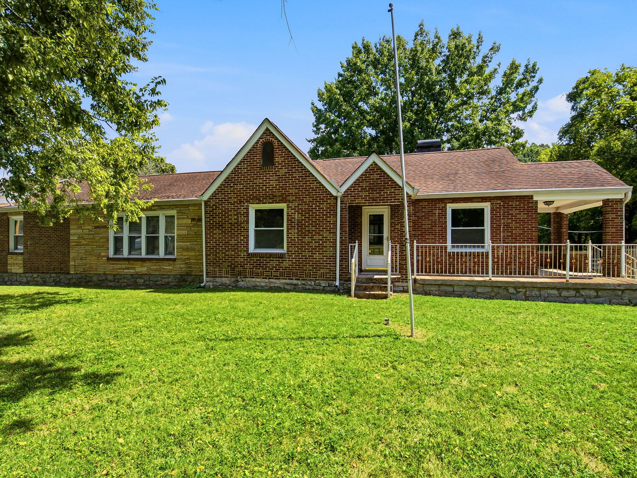 1063 Louisville Hwy, Goodlettsville, TN 37072