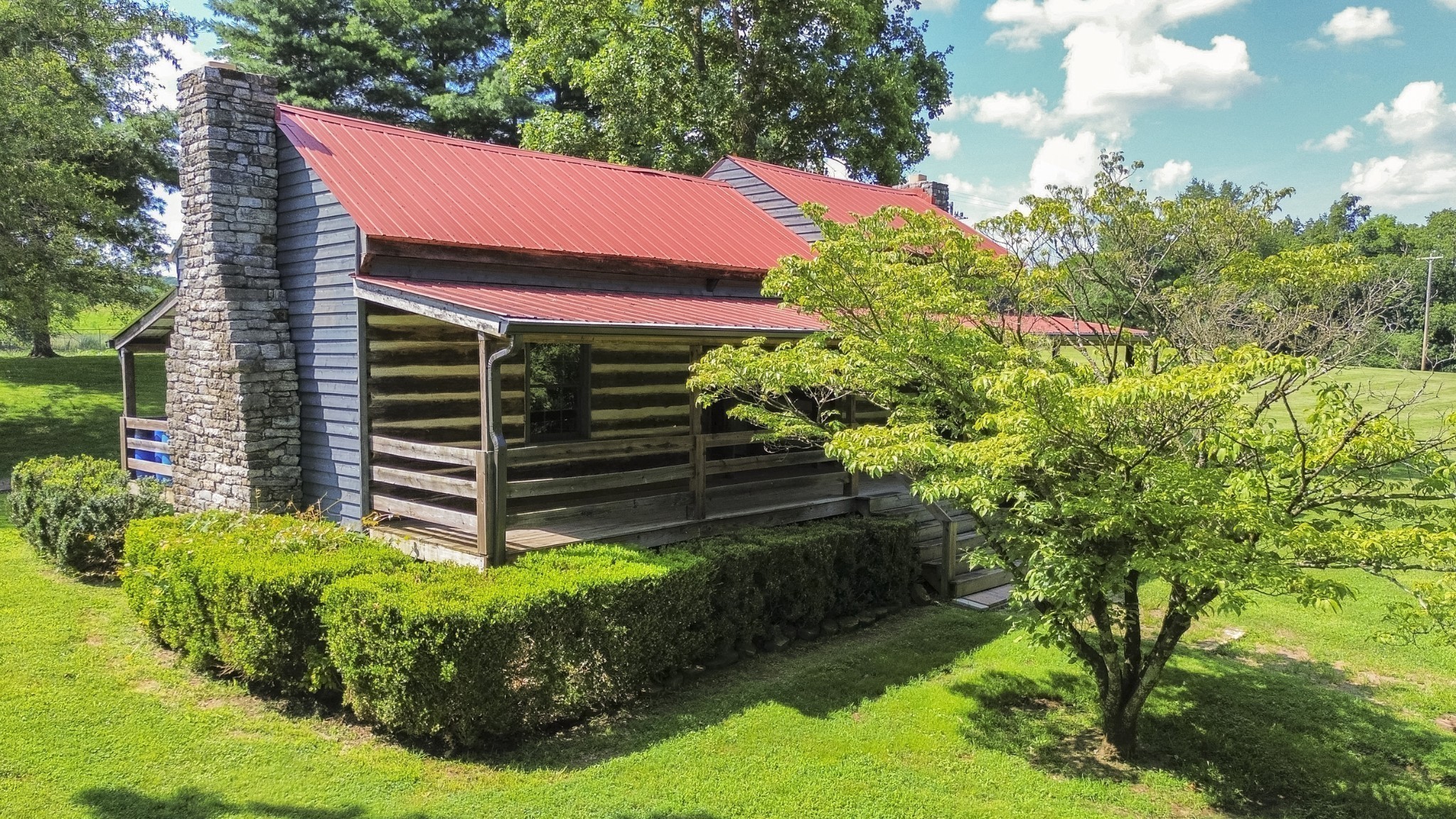 1562 Oak Springs Dr, Columbia, TN 38401