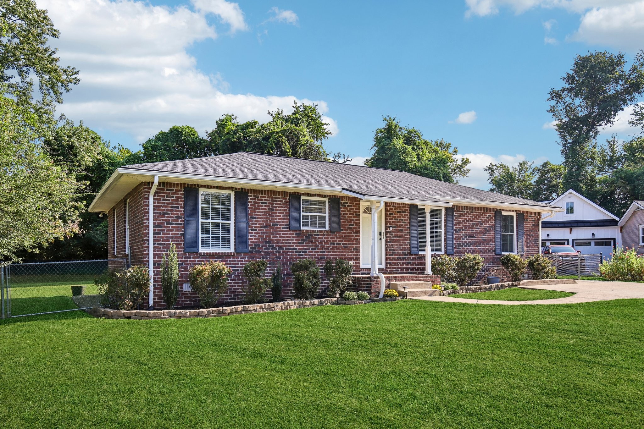 419 Harwell Ct, Hermitage, TN 37076