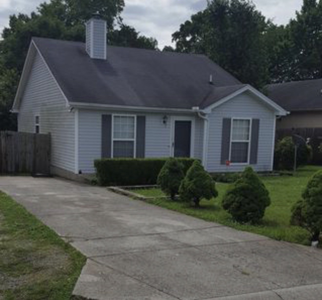 456 Cedar Park Cir, La Vergne, TN 37086