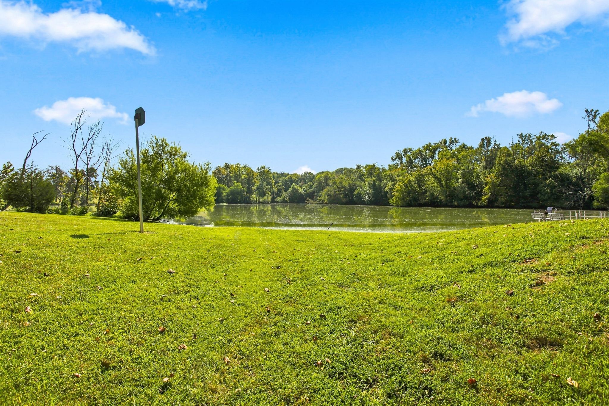2408 Lakeshore Dr, Spring Hill, TN 37174