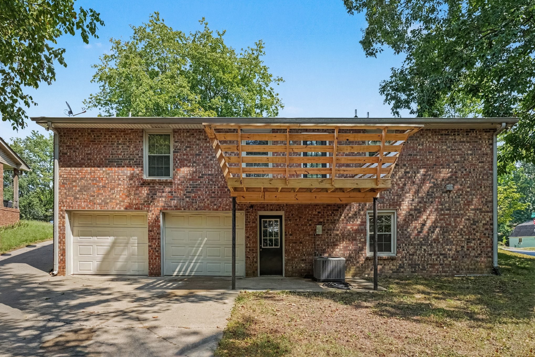 852 Fitzpatrick Rd, Nashville, TN 37214