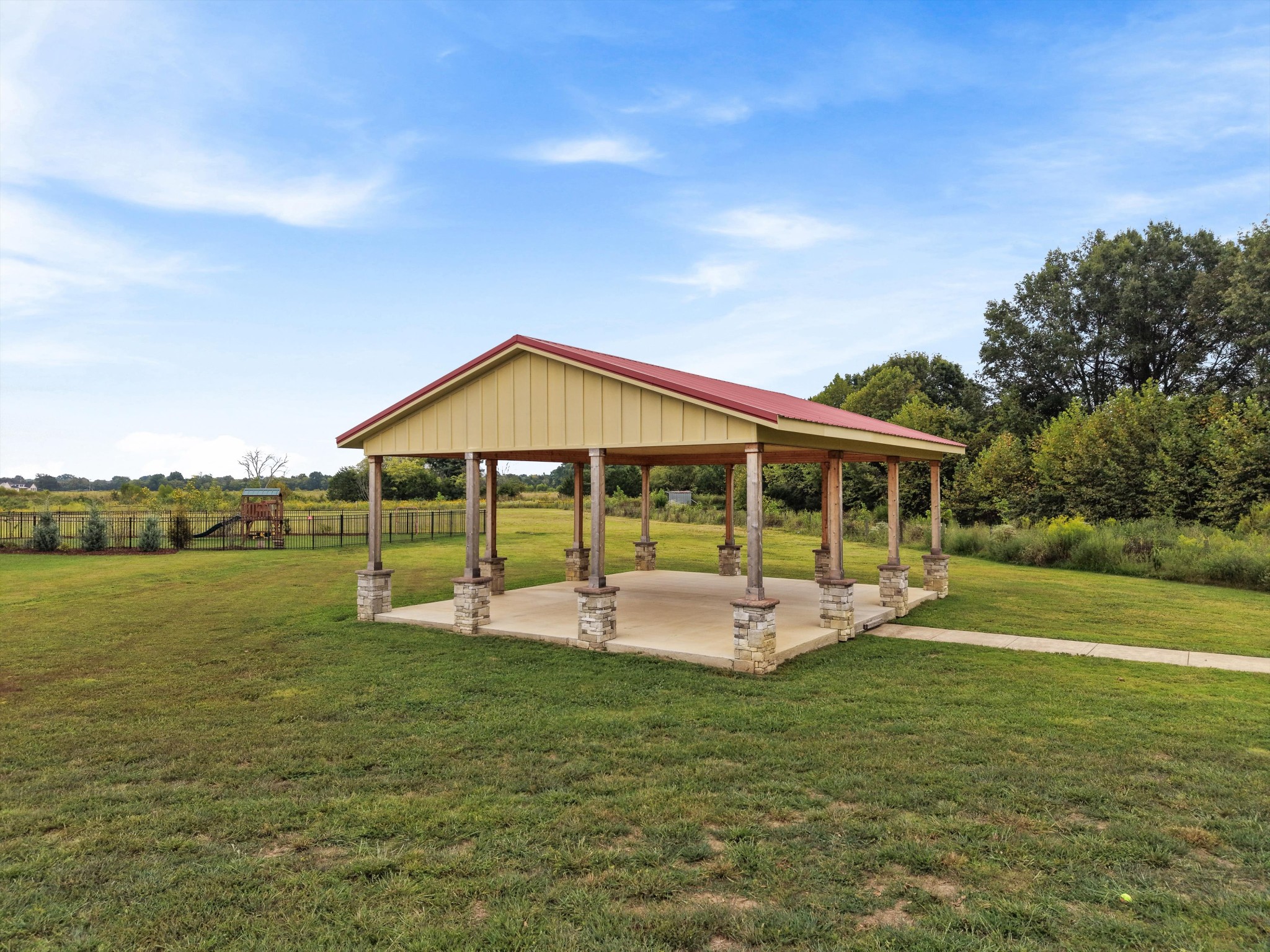 611 Hawkeye Ct, Eagleville, TN 37060