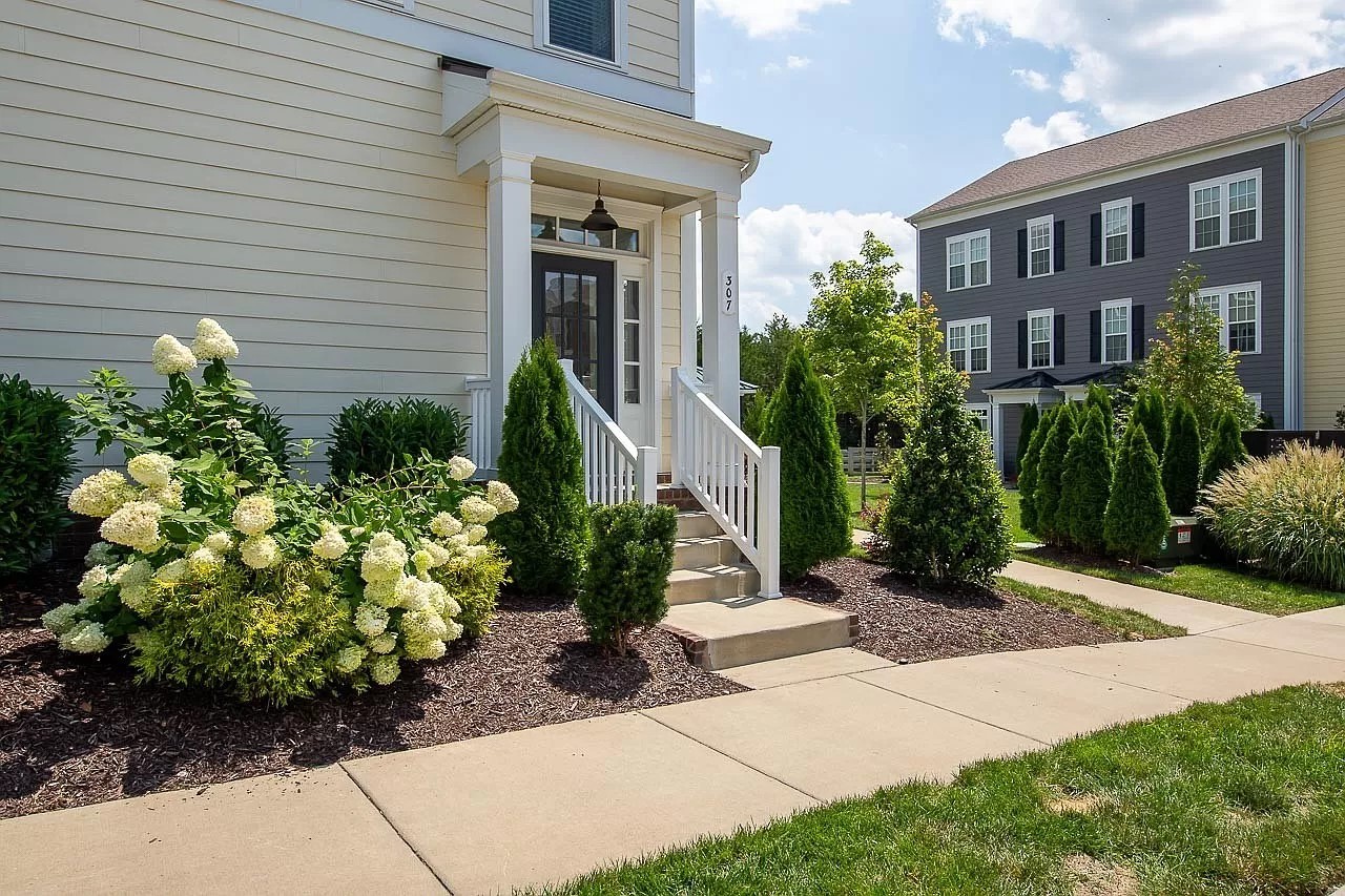 307 Kara Ln, Nolensville, TN 37135