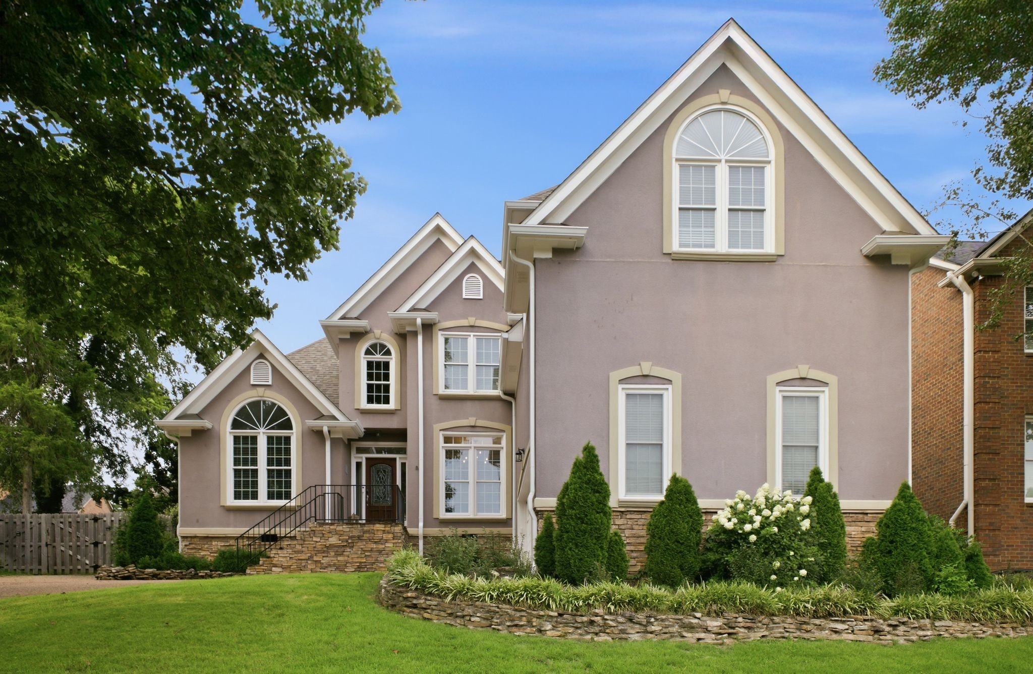 512 Crofton Park Ln, Franklin, TN 37069