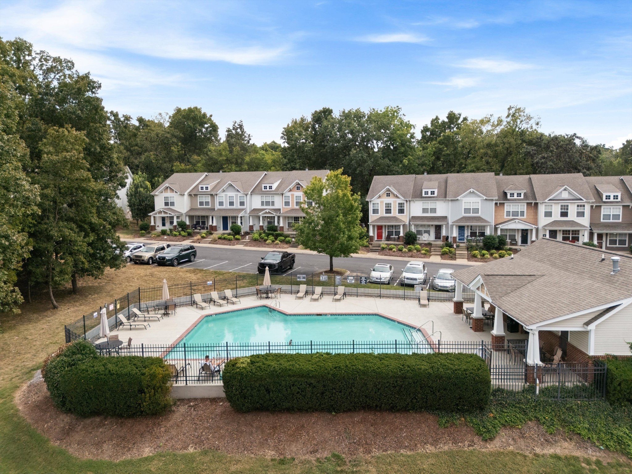 450 Flintlock Ct, Nashville, TN 37217