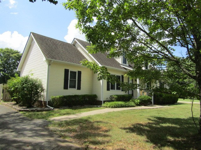 154 Clearidge Dr, Rockvale, TN 37153