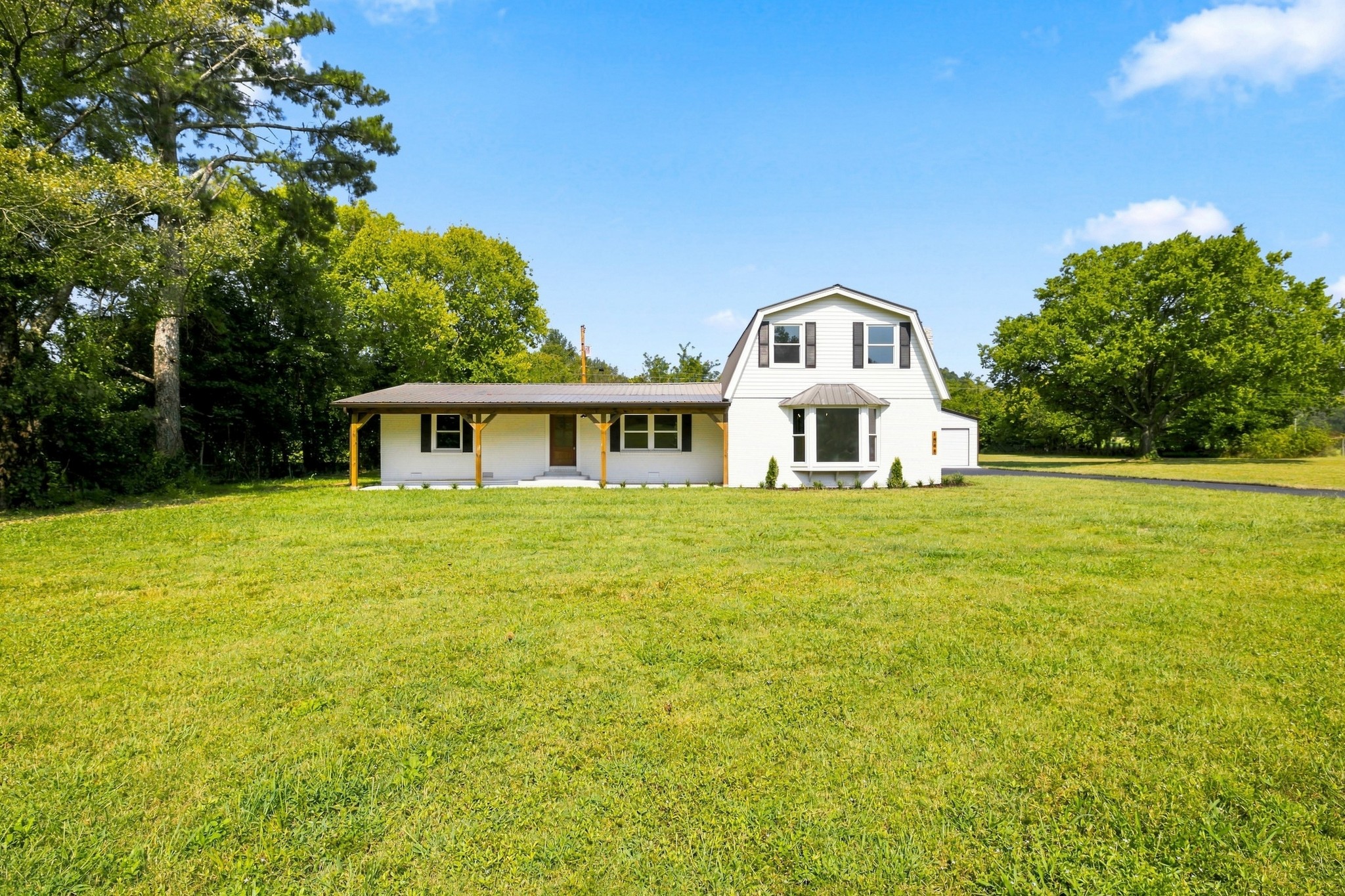 1548 Roy Sellers Rd, Columbia, TN 38401