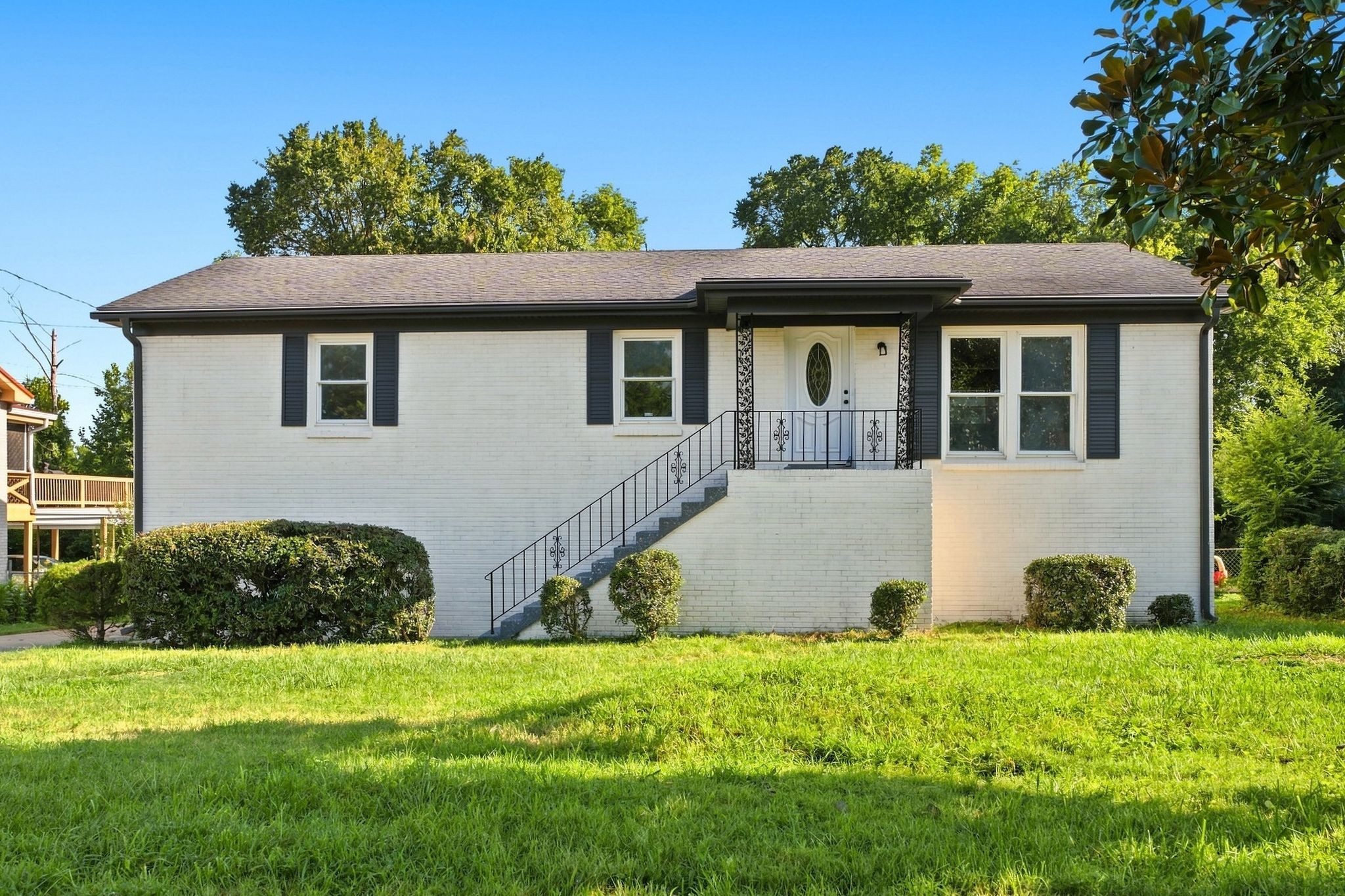 725 Roman Dr, Nashville, TN 37207