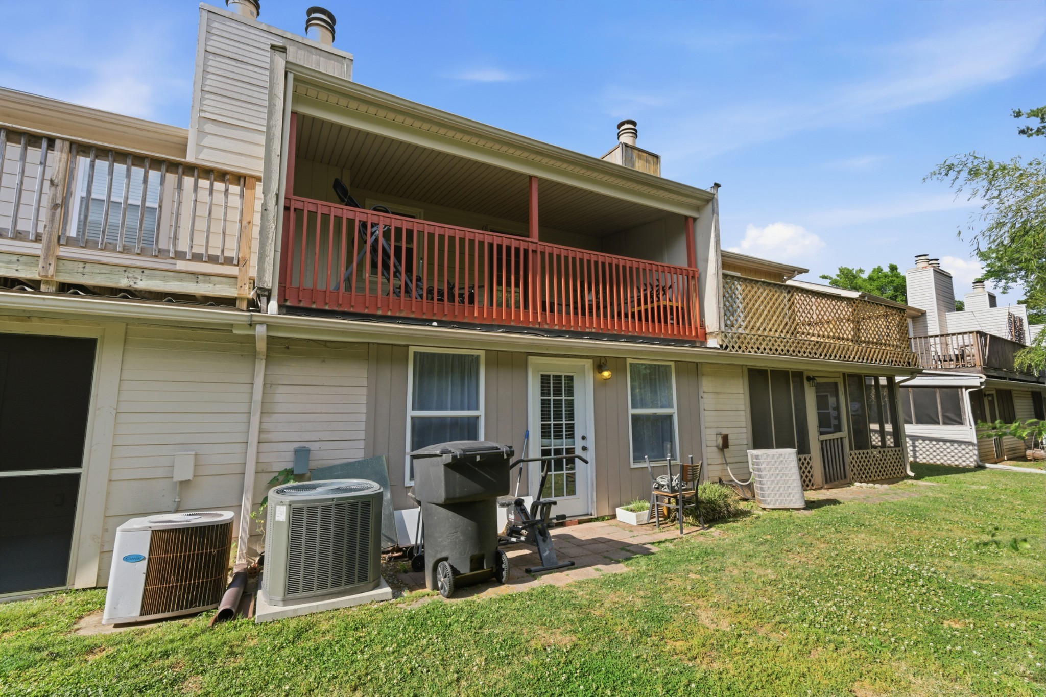 541 River Rock Blvd, Murfreesboro, TN 37128