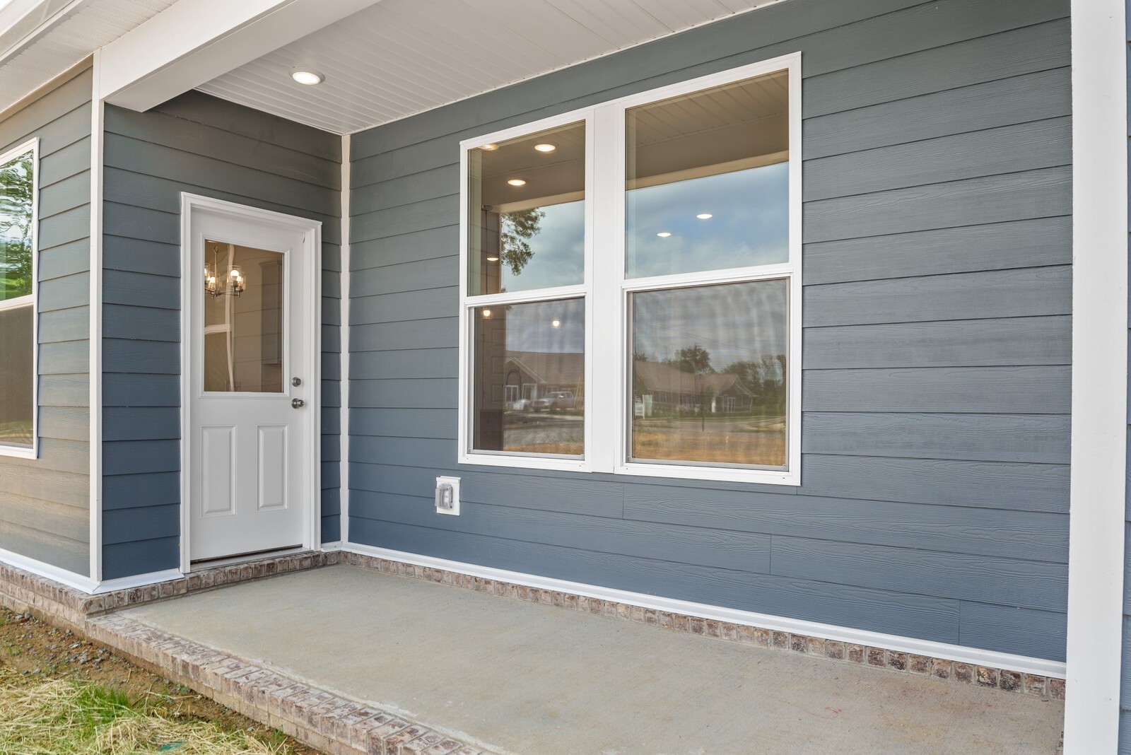1428 Boger Dr, White House, TN 37188