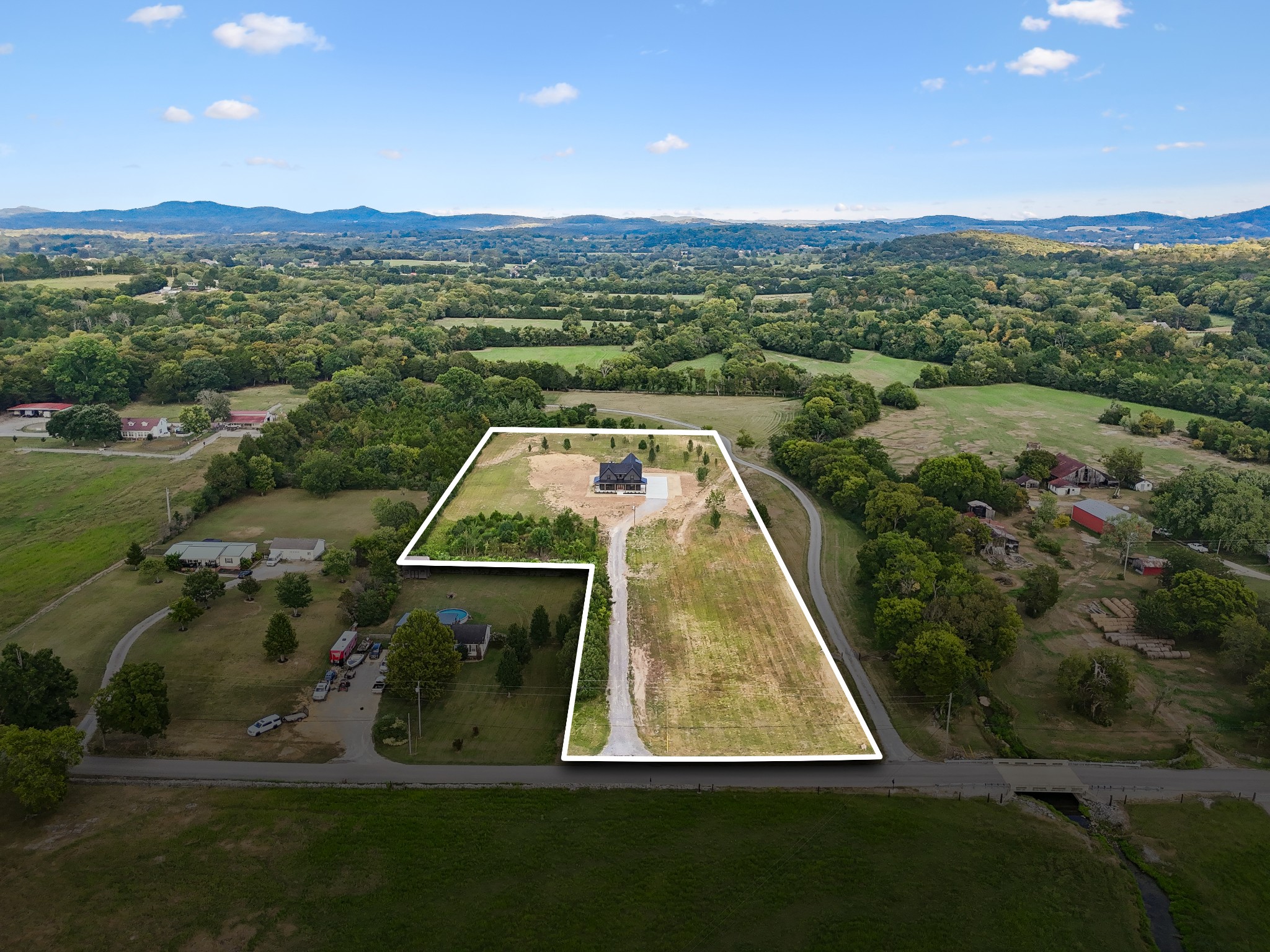 1165 Linwood Rd, Watertown, TN 37184