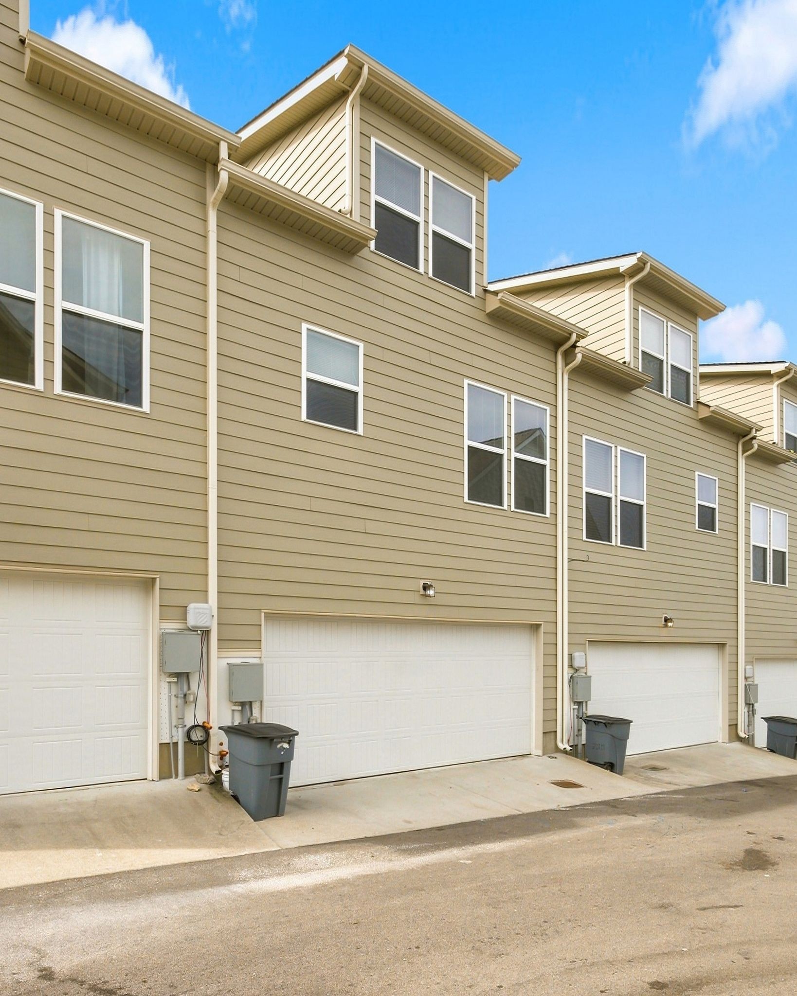 1228 Foxton Ln, Antioch, TN 37013