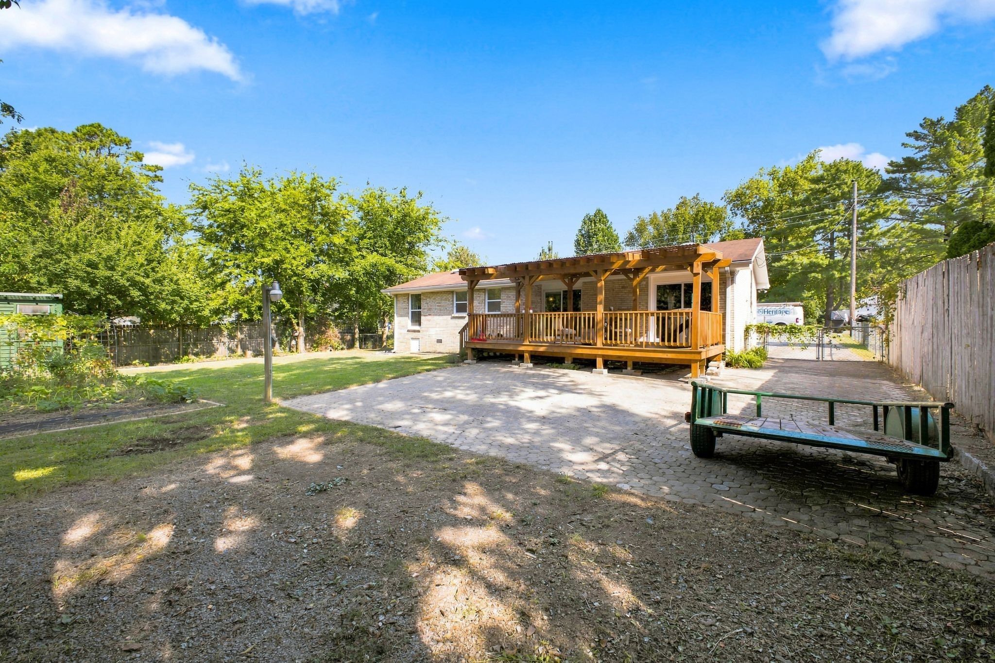 217 Oak Dr, Franklin, TN 37064