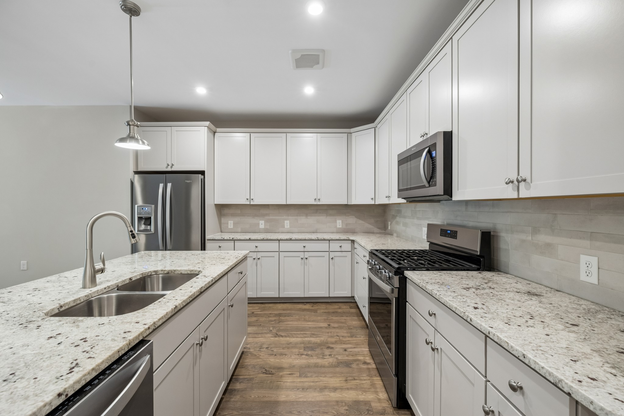 141 Saundersville Rd #1105, Hendersonville, TN 37075