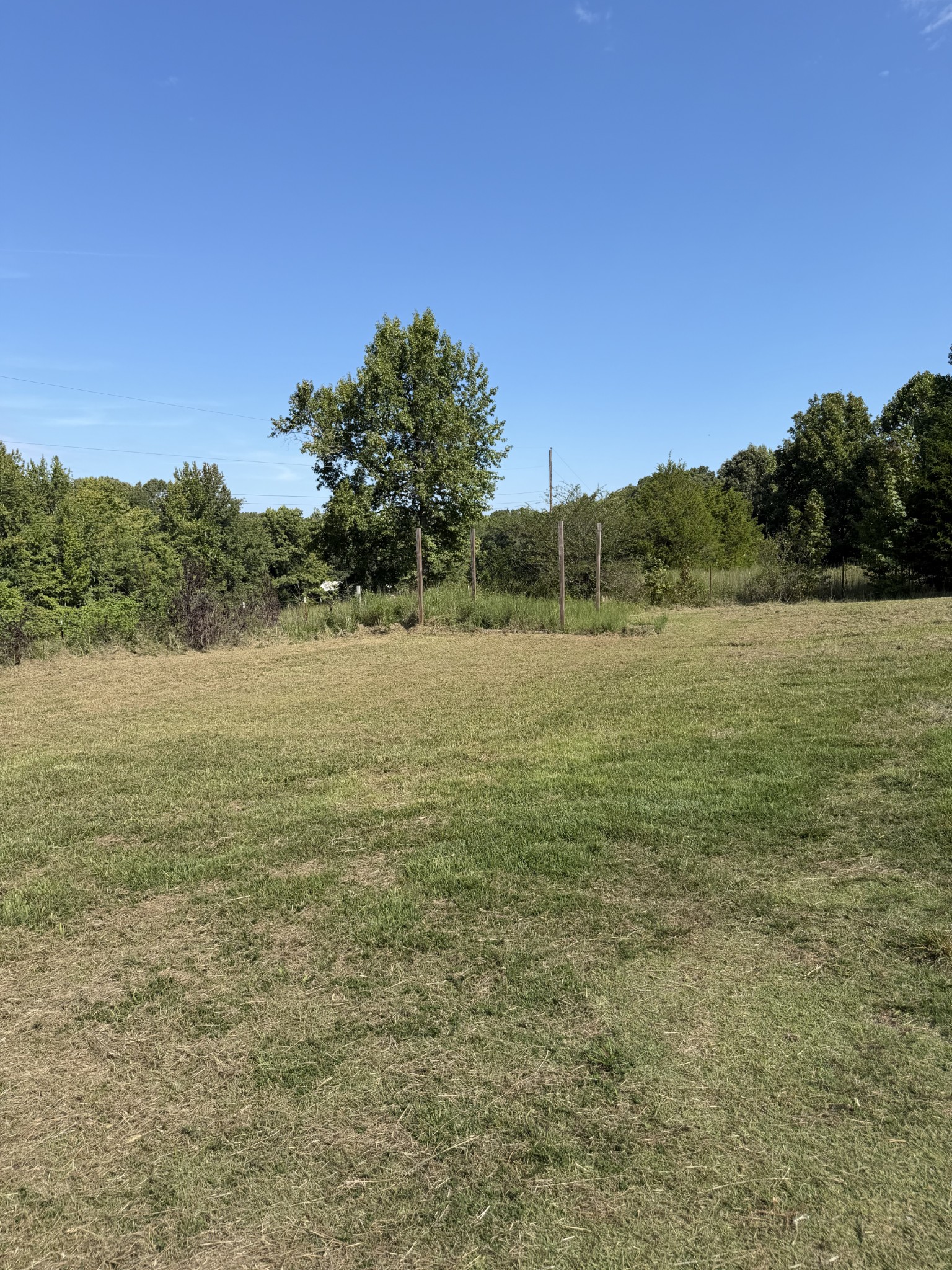 1051 Old Stage Rd, Dickson, TN 37055