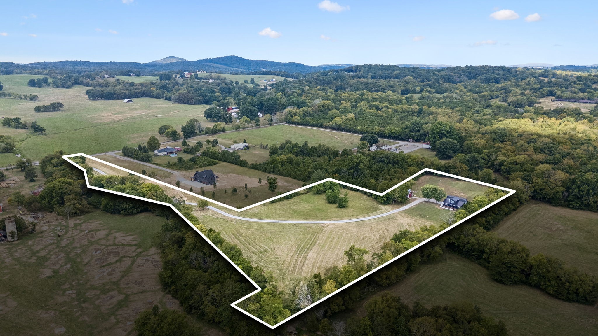1137 Linwood Rd, Watertown, TN 37184