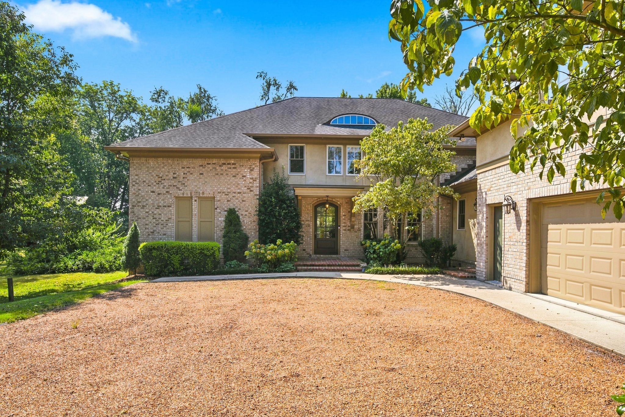 203B Woodmont Cir, Nashville, TN 37205