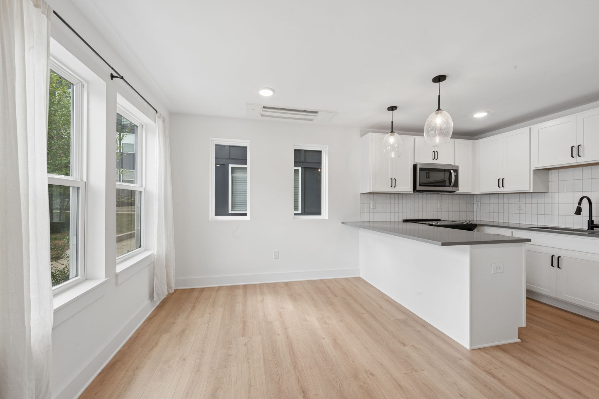 102 Duke St #24, Nashville, TN 37207