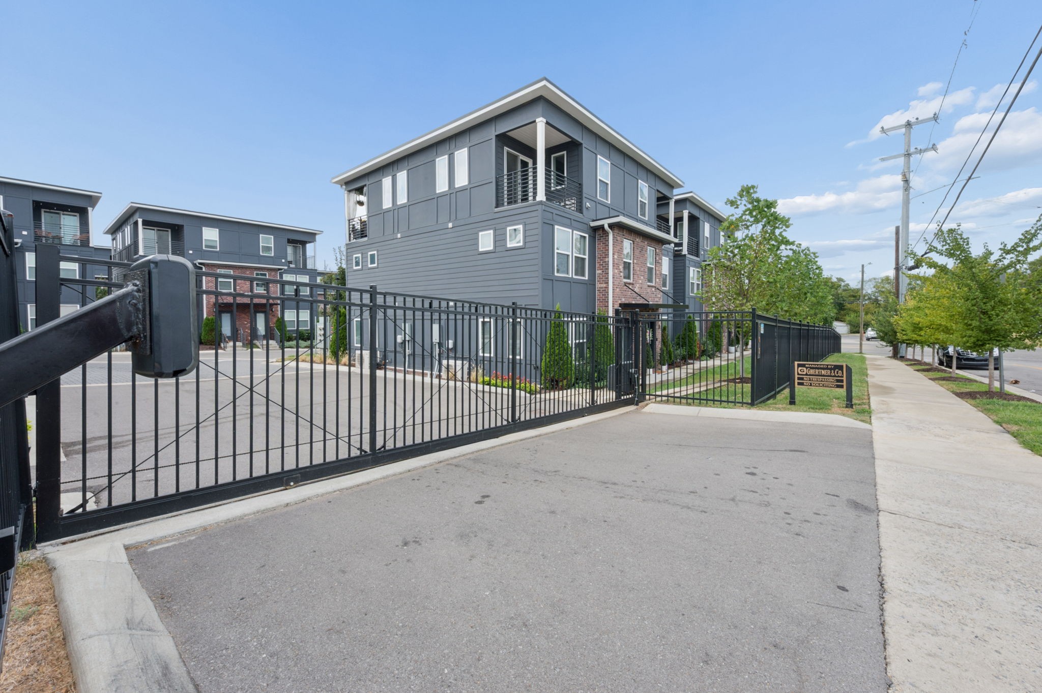 102 Duke St #24, Nashville, TN 37207