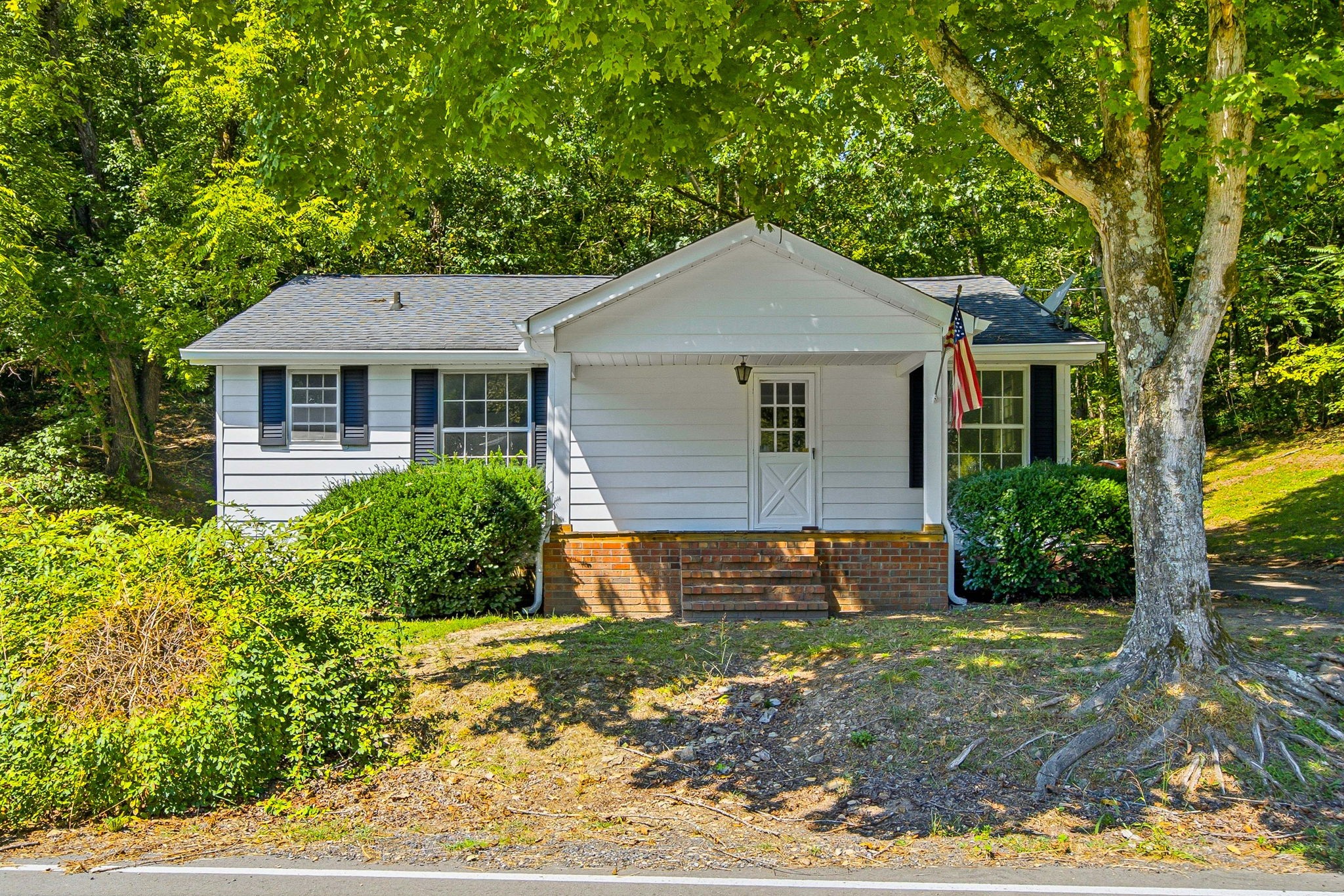 3590 Abednego Rd, Greenbrier, TN 37073