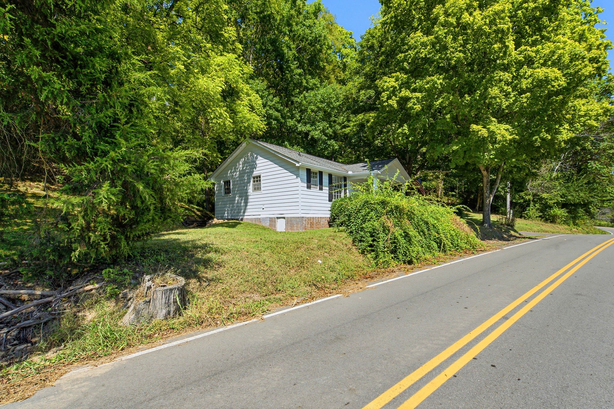 3590 Abednego Rd, Greenbrier, TN 37073