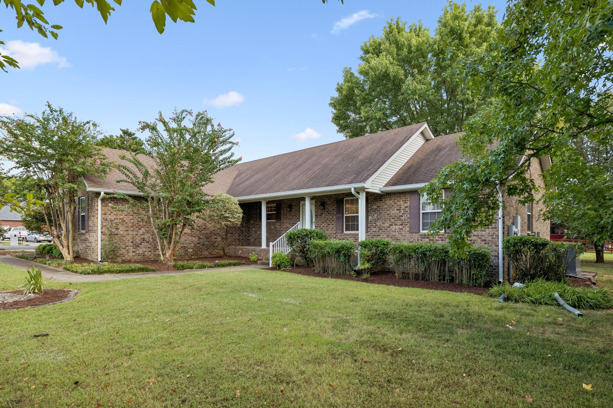 201 Tenby Dr, Murfreesboro, TN 37127