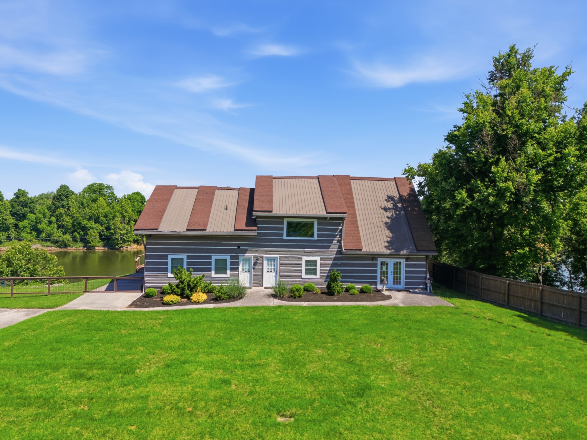 1732 River Hills Dr, Nashville, TN 37210