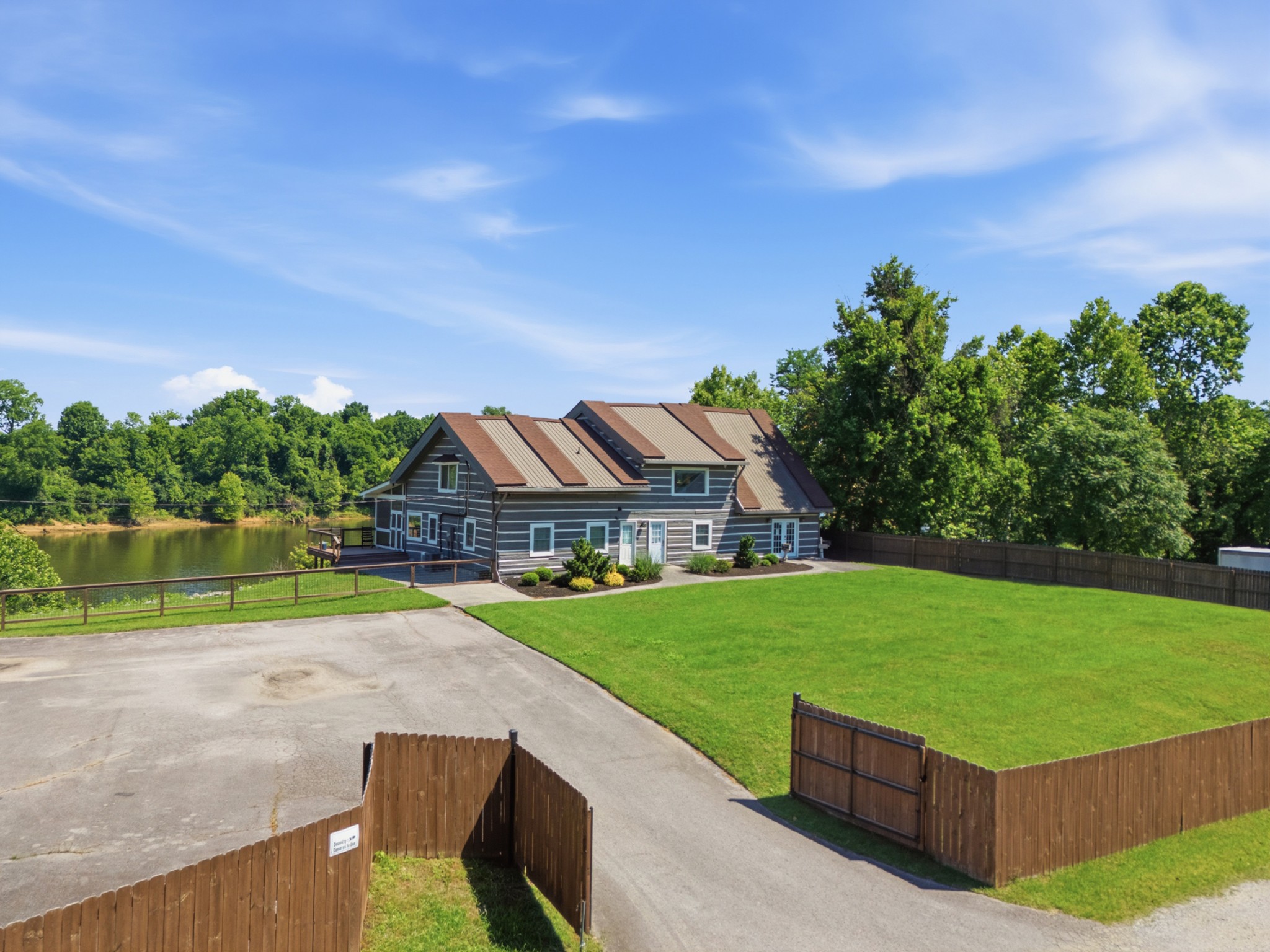 1732 River Hills Dr, Nashville, TN 37210