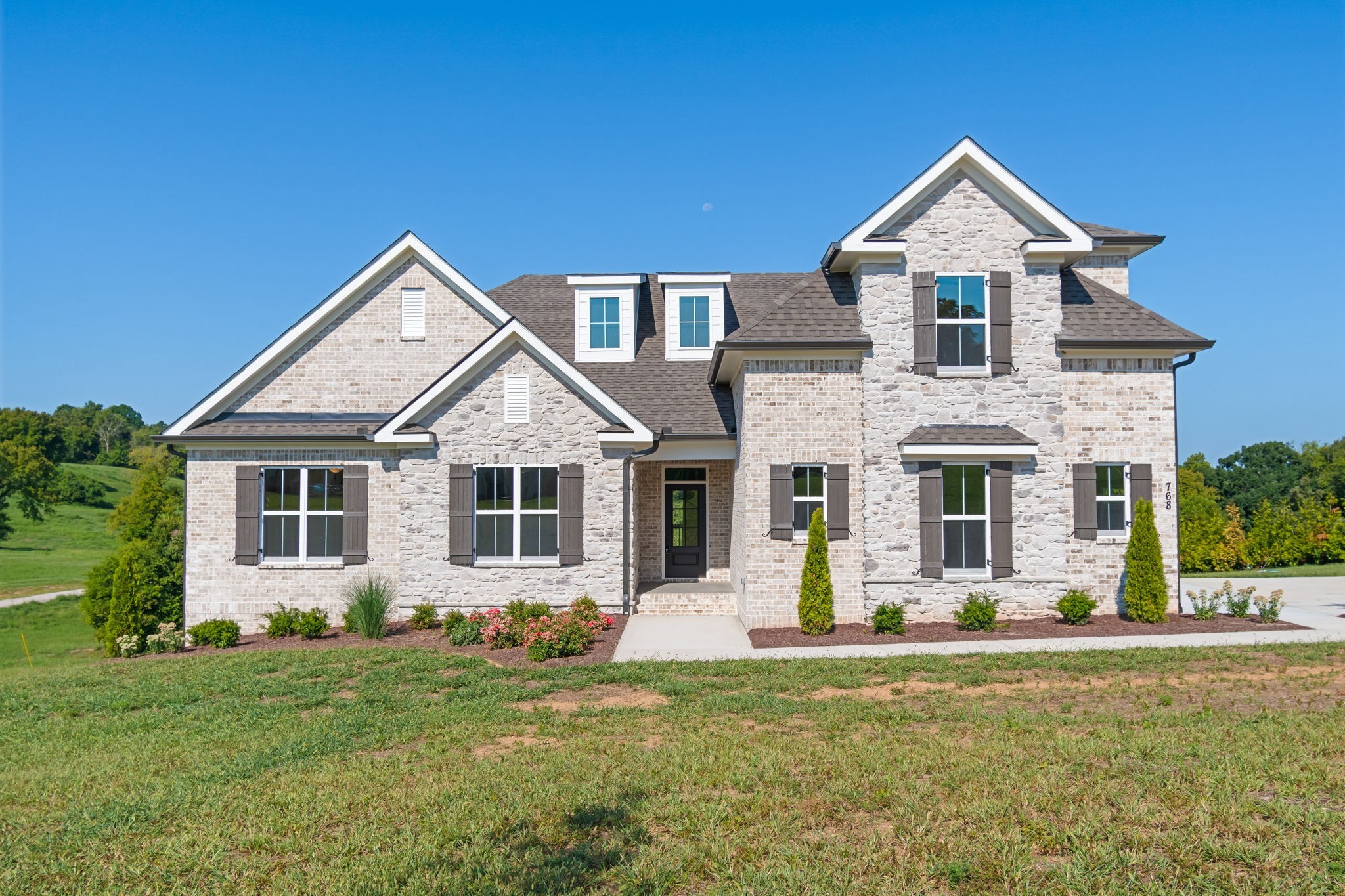 768 Mt Olivet Rd, Columbia, TN 38401
