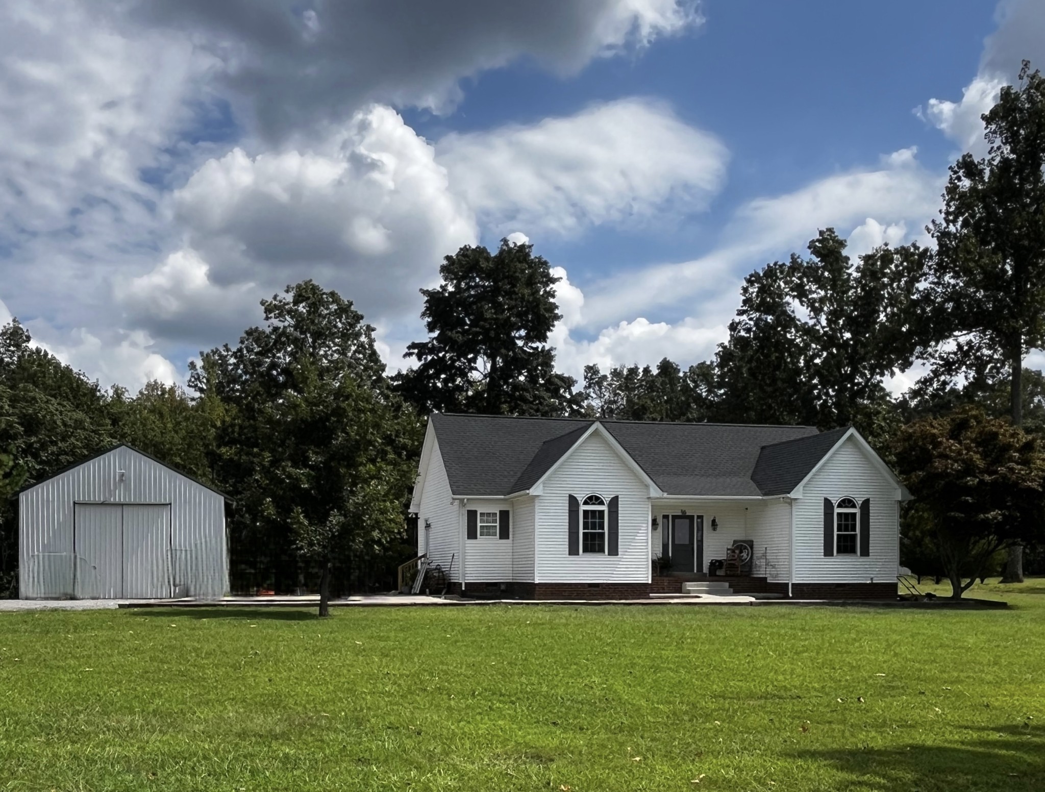2318 Dobbins Pike, Portland, TN 37148