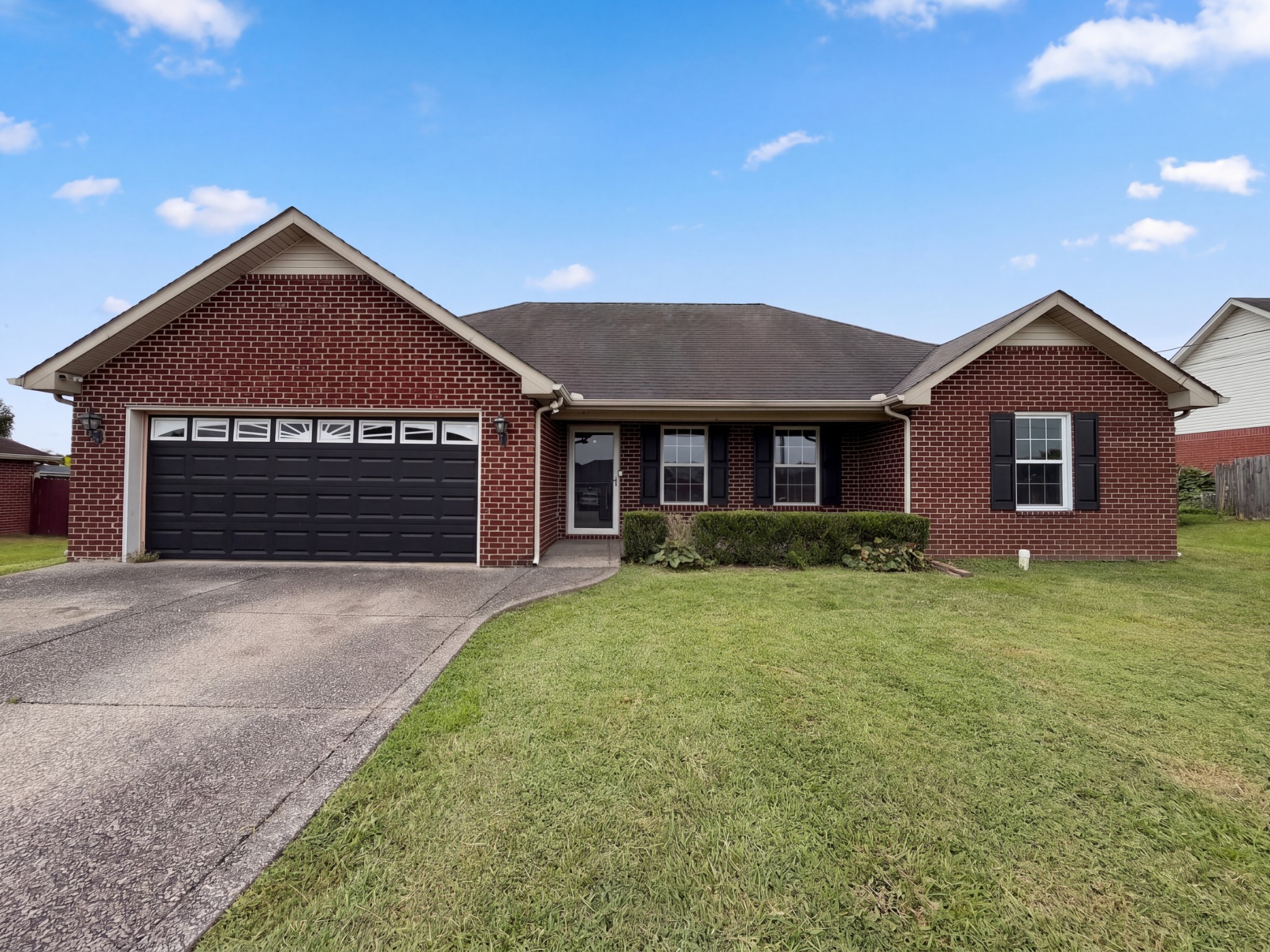 8018 Valencia Dr, Smyrna, TN 37167