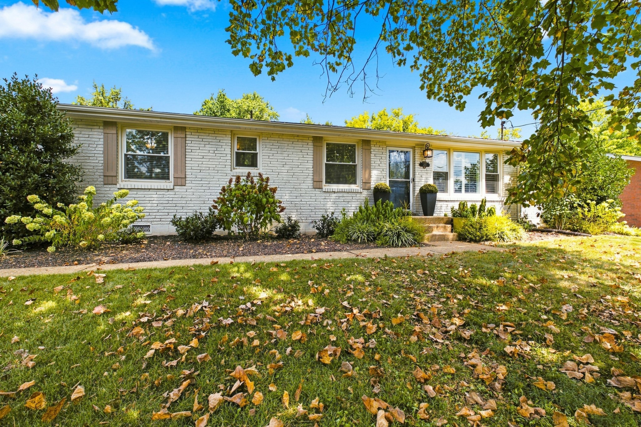 210 Wauford Dr, Nashville, TN 37211