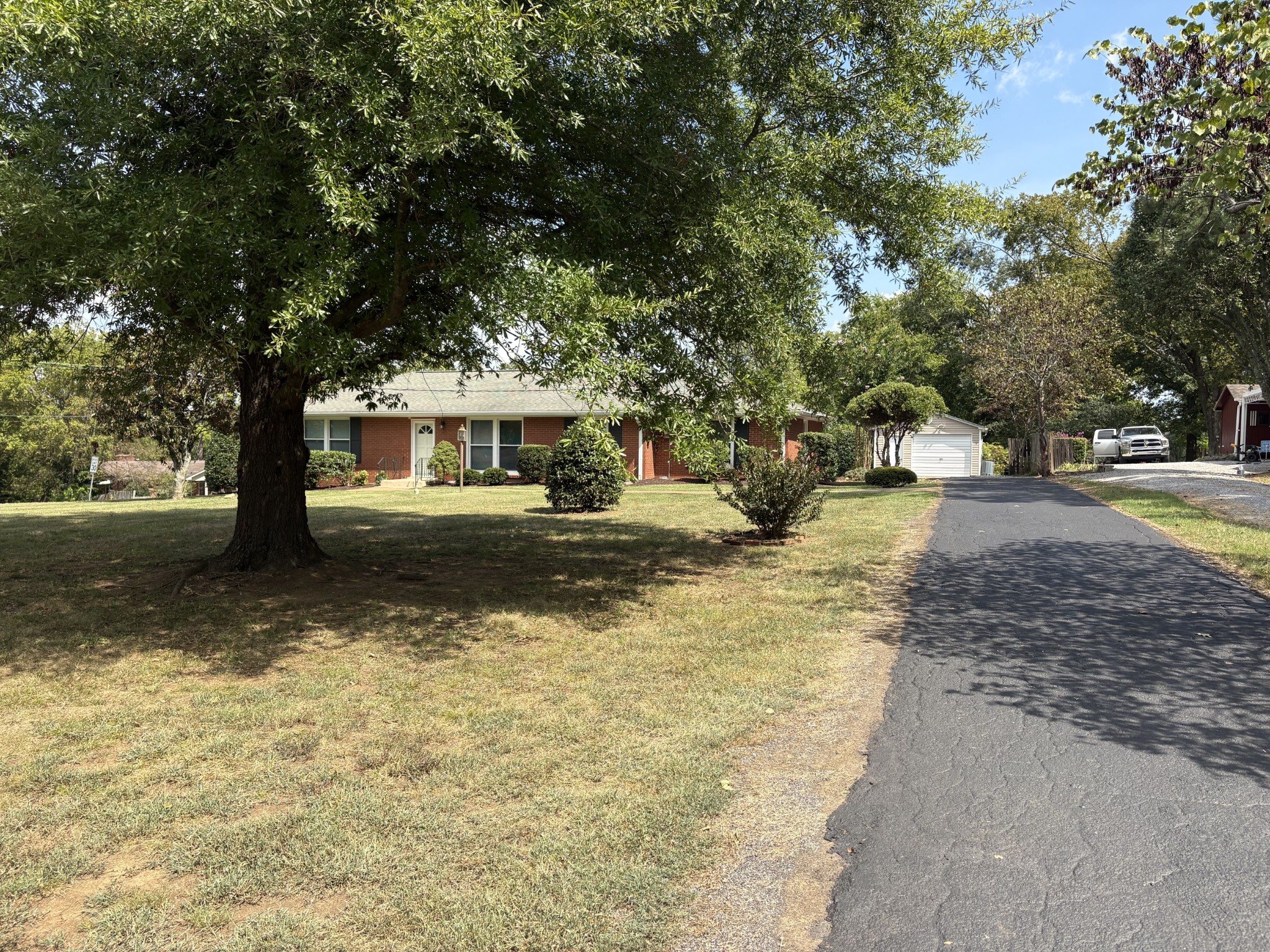716 N Graycroft Ave, Madison, TN 37115