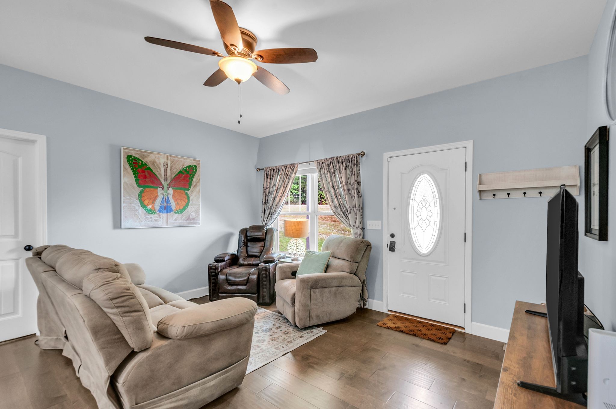 1505 Bakers Work Rd, Burns, TN 37029
