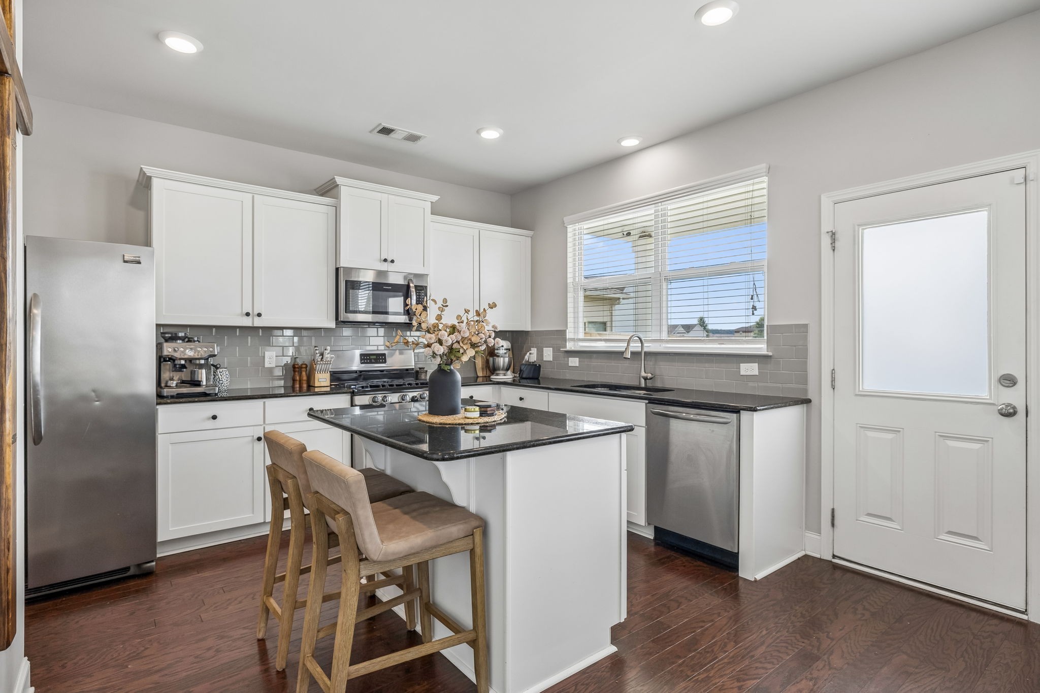 1045 Keeneland Dr, Spring Hill, TN 37174