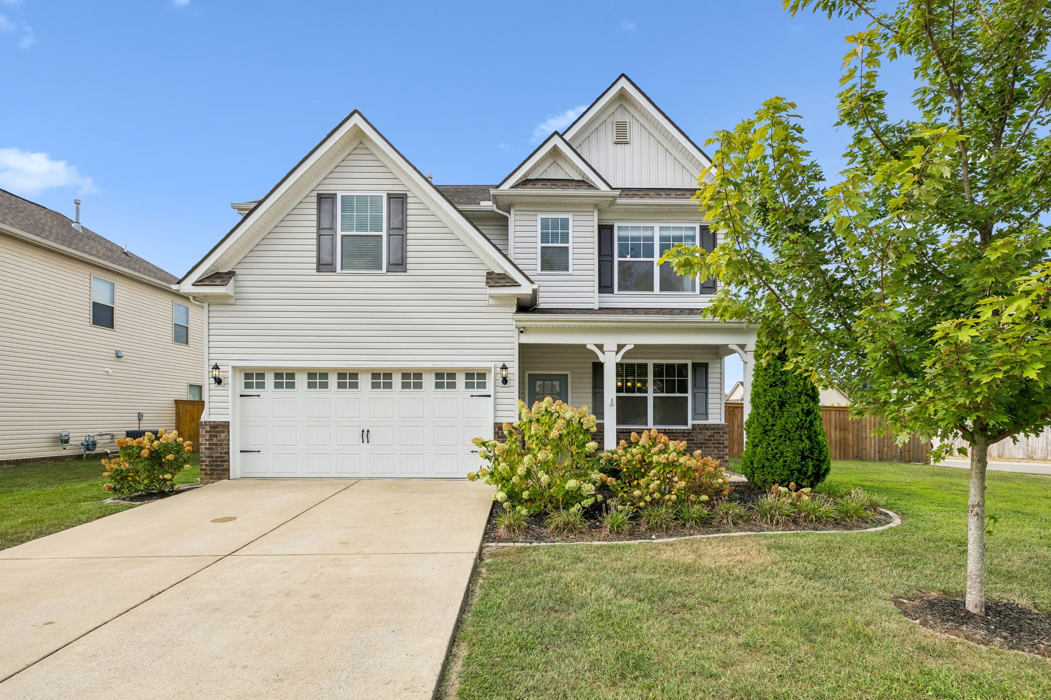 1045 Keeneland Dr, Spring Hill, TN 37174