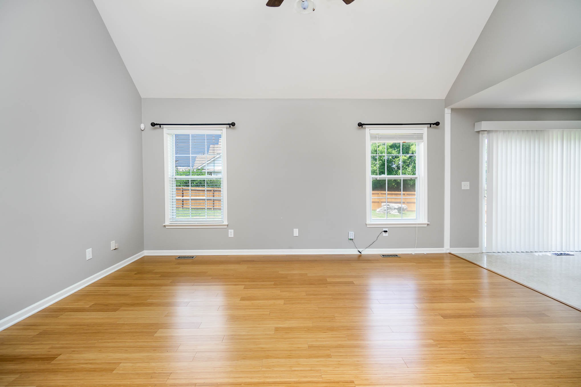 3998 Kristen St, Spring Hill, TN 37174
