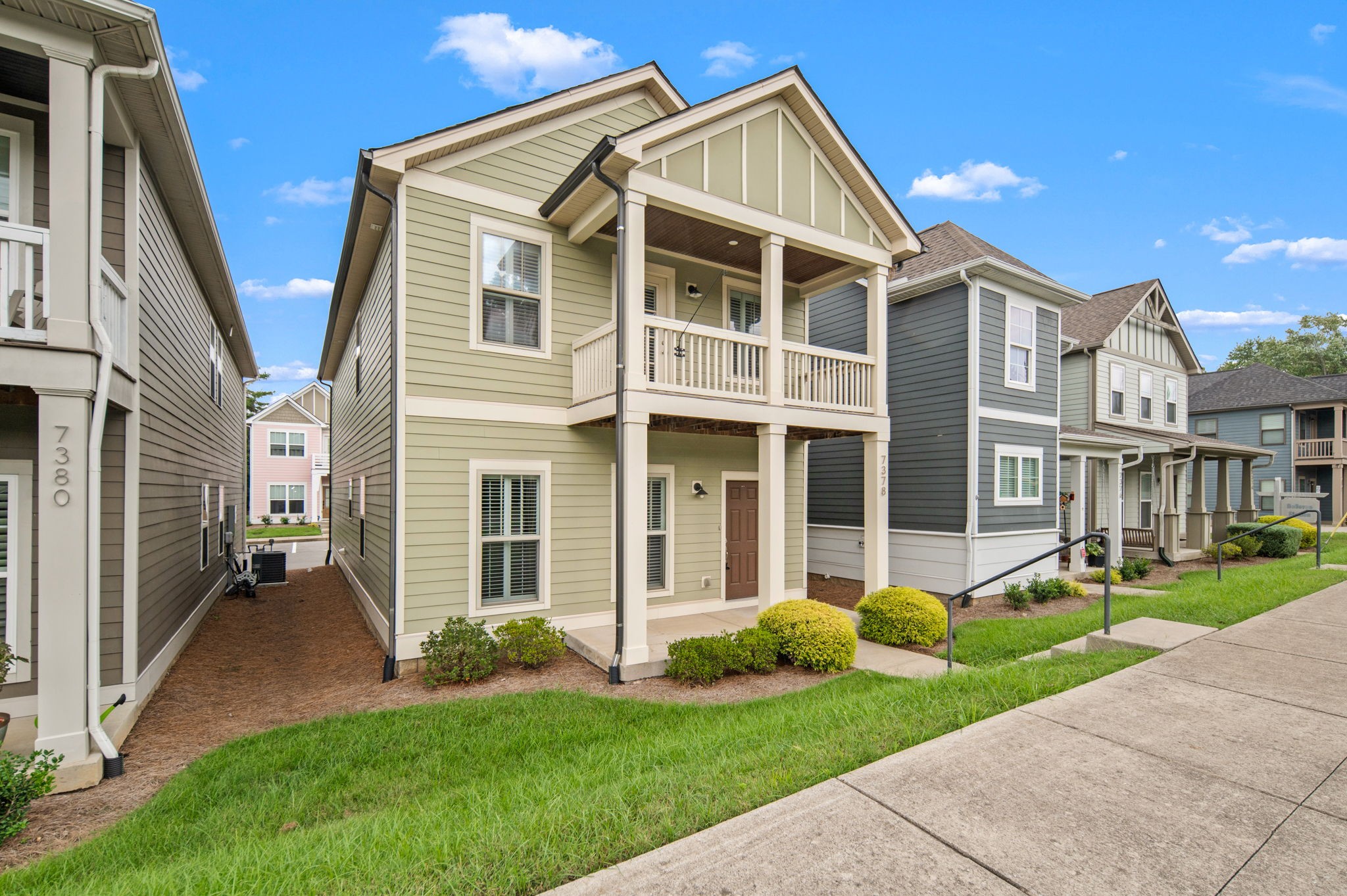 7378 Old Harding Pike, Nashville, TN 37221