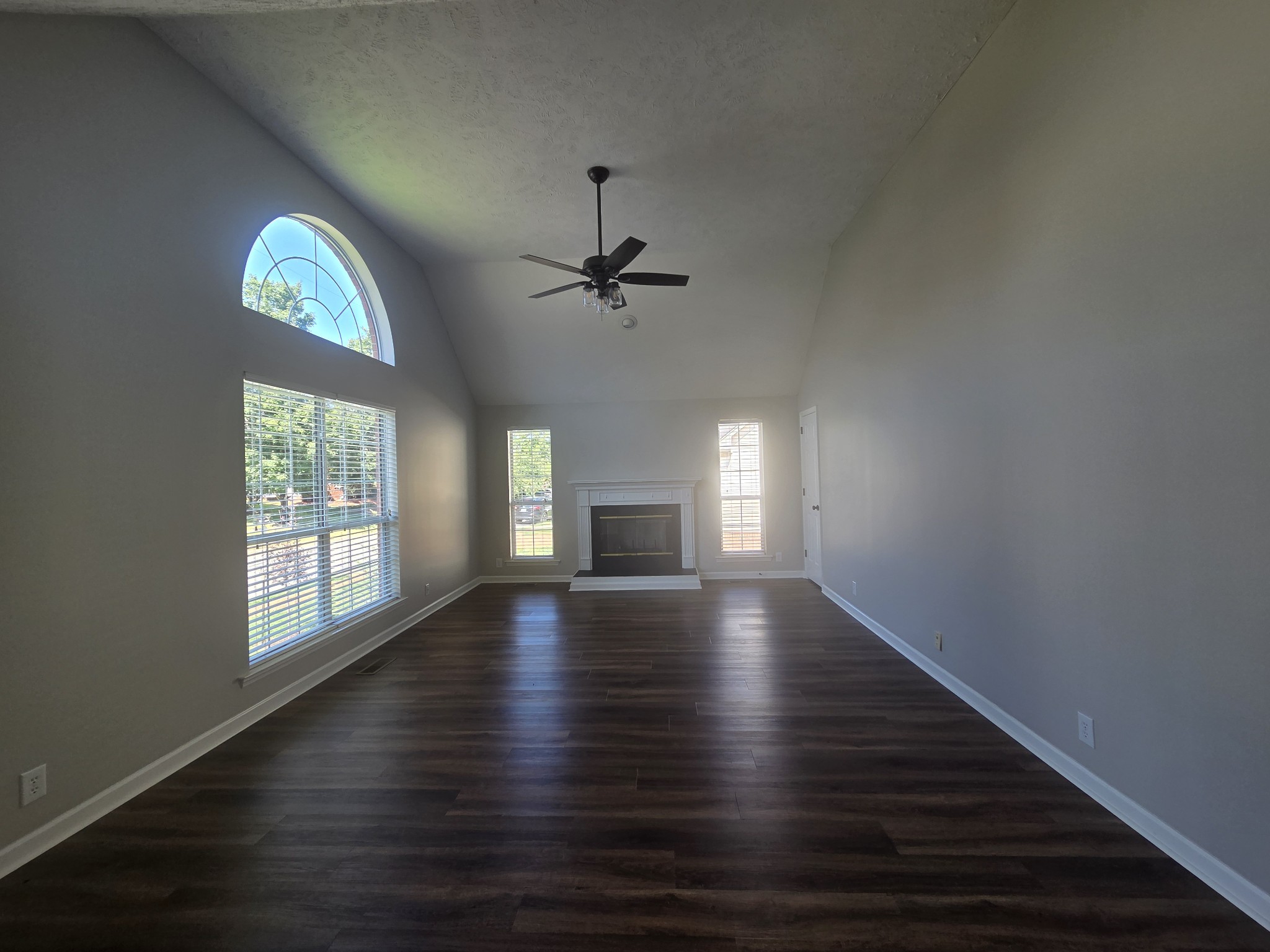 3704 Nate Cv, Antioch, TN 37013