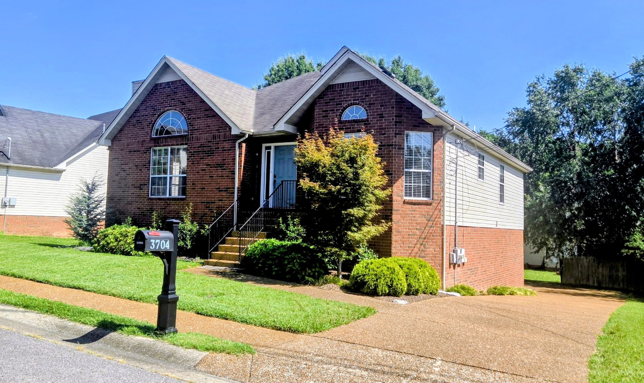 3704 Nate Cv, Antioch, TN 37013