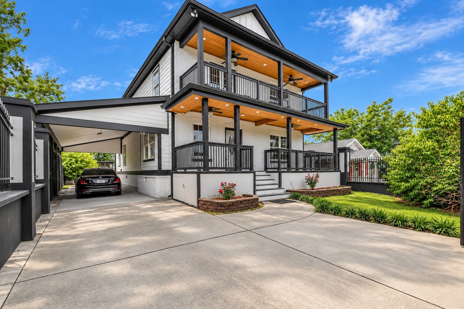 1525 12th Ave N, Nashville, TN 37208