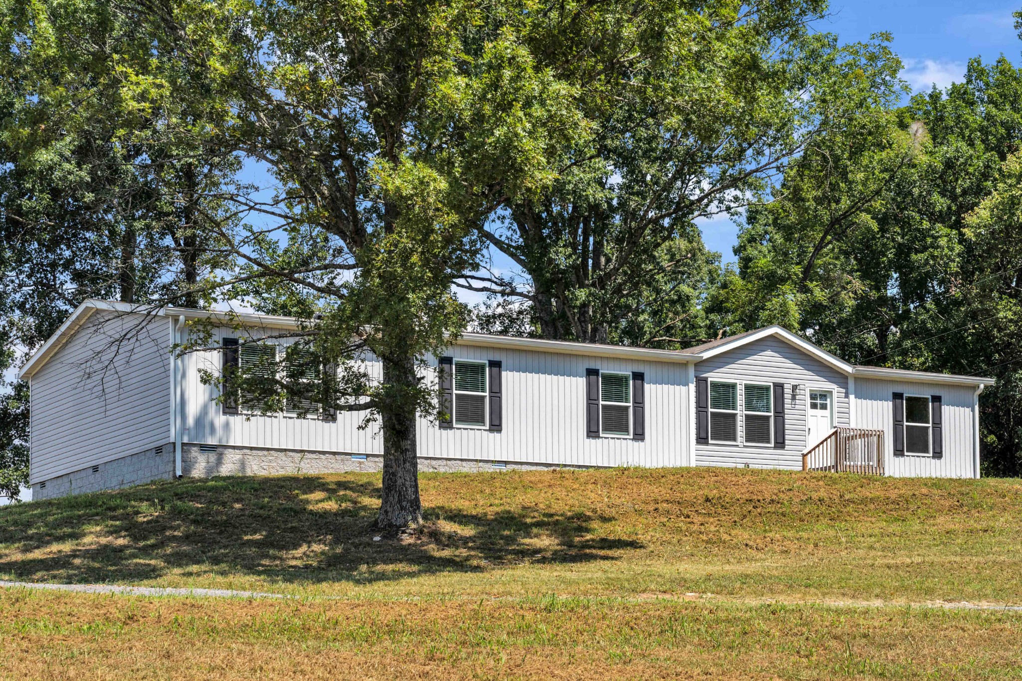 1104 Corum Hill Rd, Castalian Springs, TN 37031