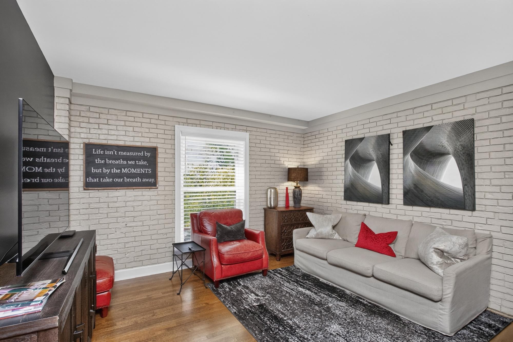 11 Music Sq E #201, Nashville, TN 37203