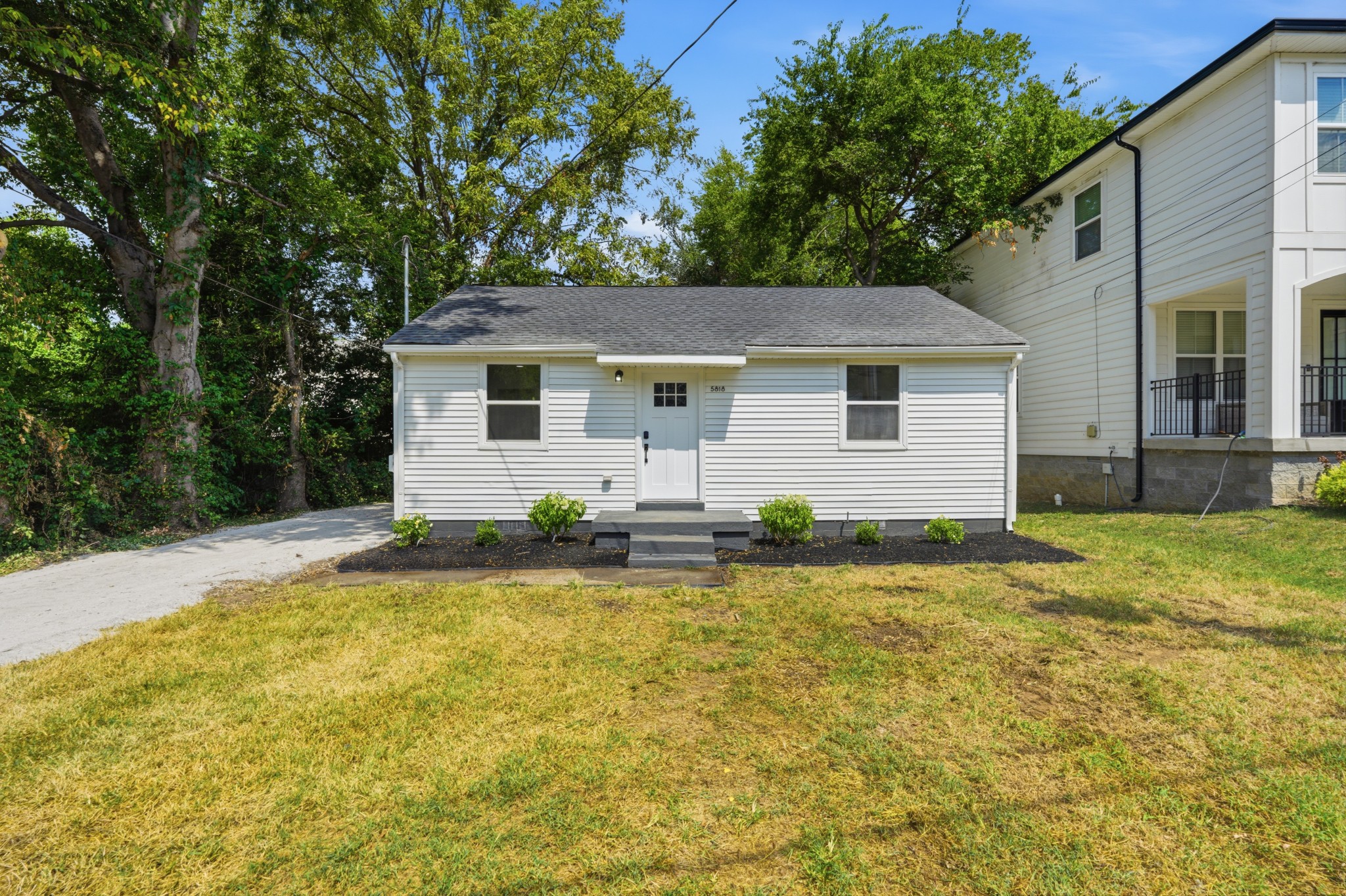 5818 Couch Dr, Nashville, TN 37209