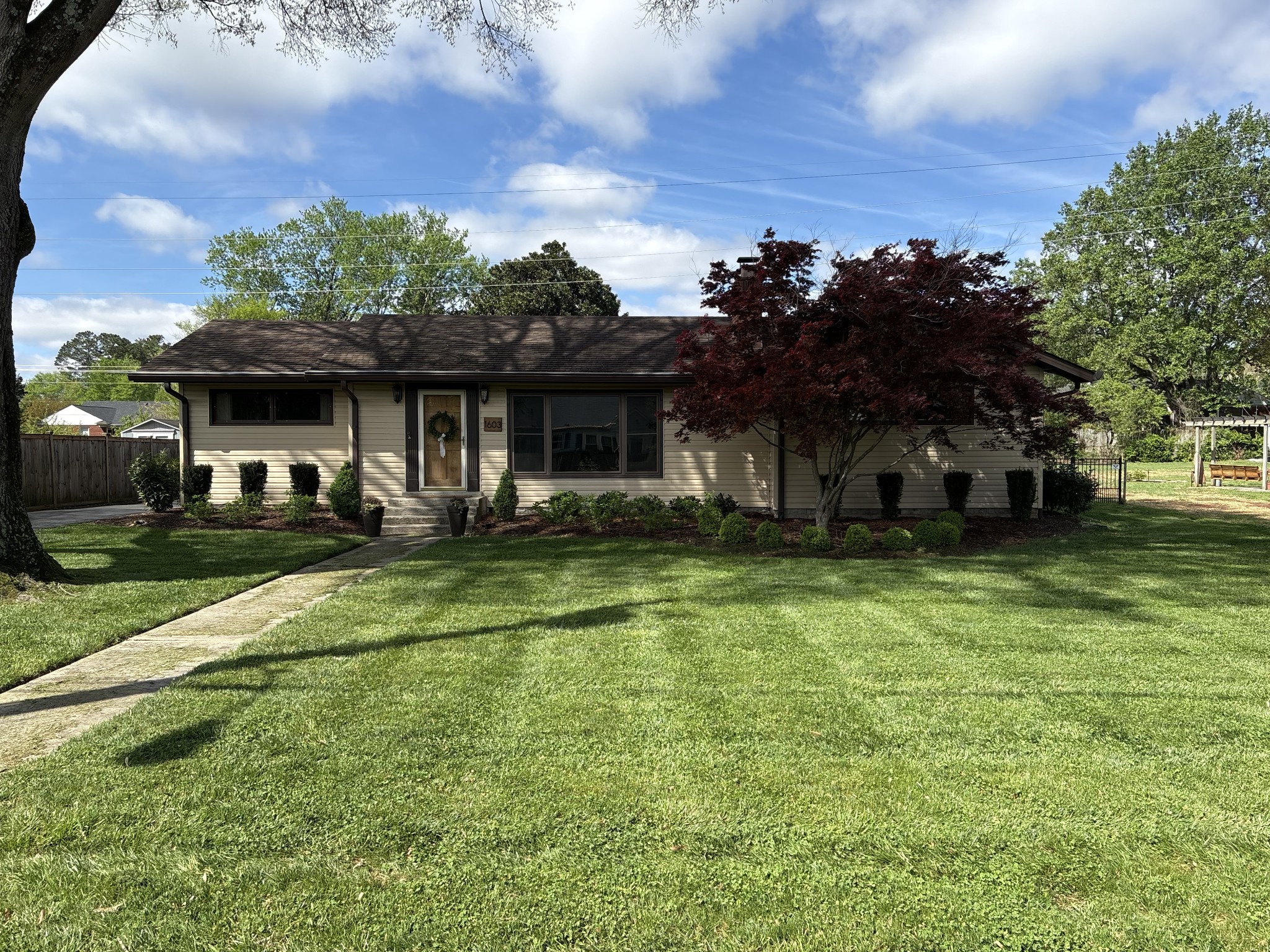 1603 Hilldale Dr, Murfreesboro, TN 37129