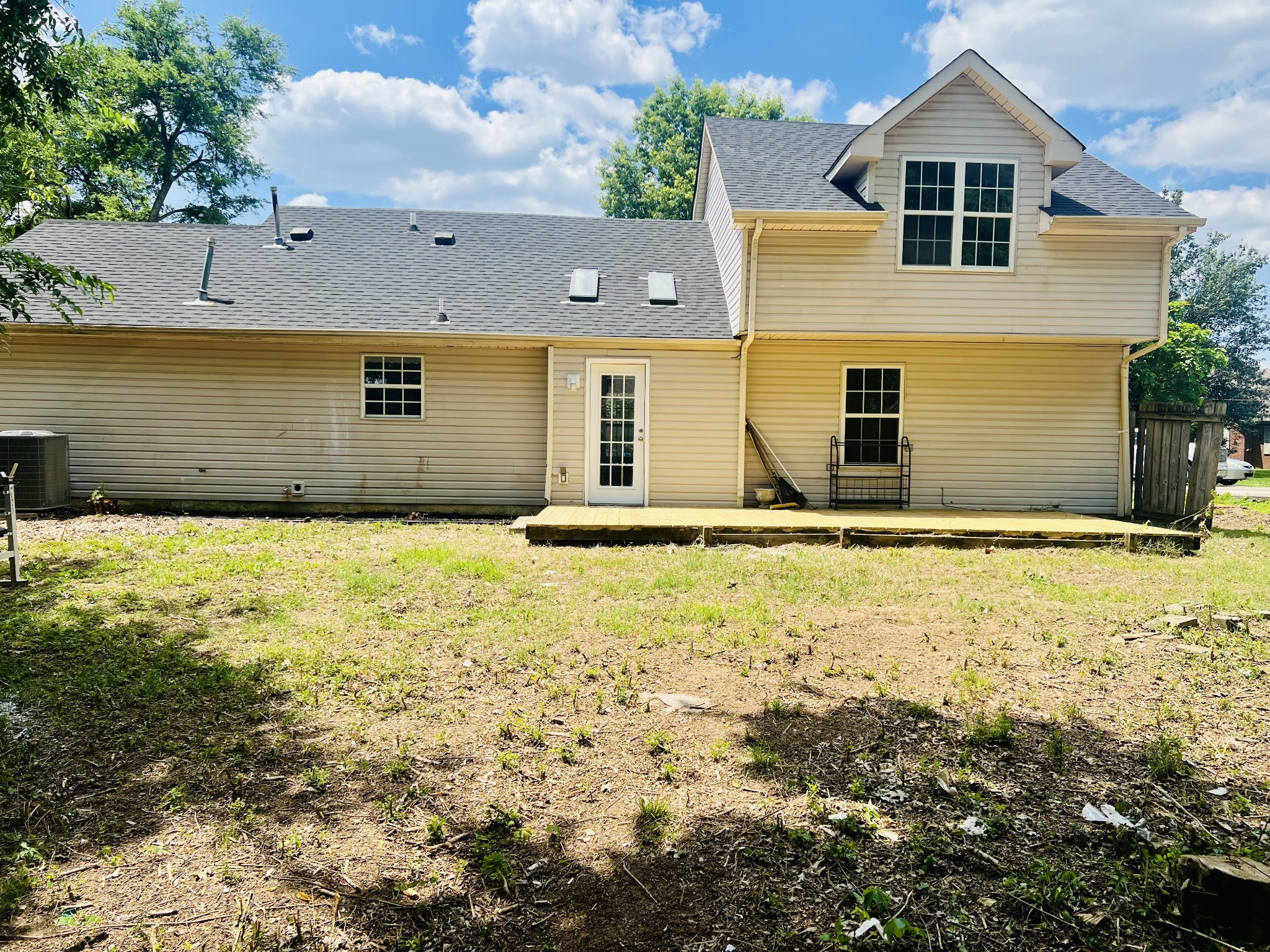 902 Regalwood Ct, Smyrna, TN 37167